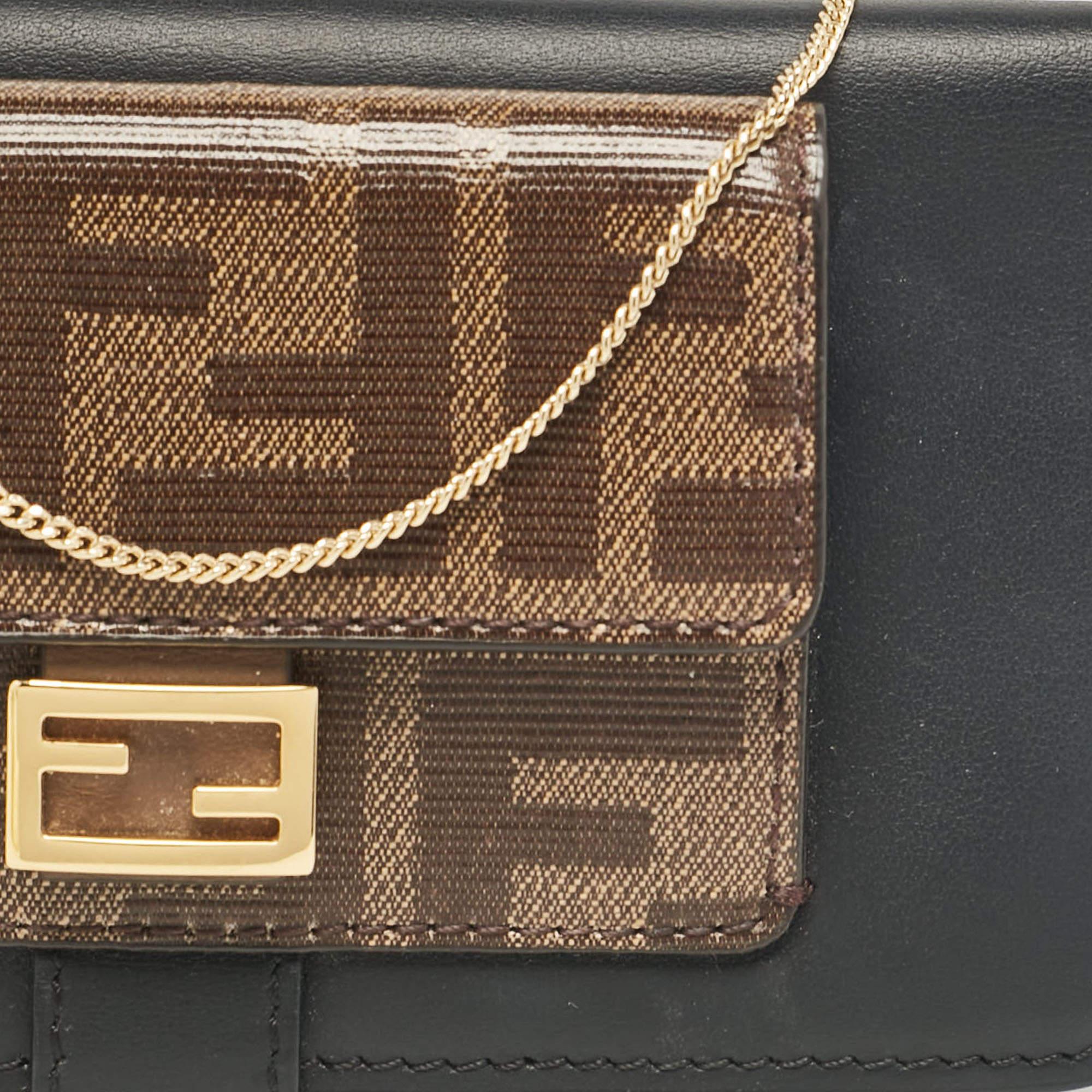 Women's Fendi Black/Tobacco Leather Zucca Coated Canvas iPhone X Cover with Chain Strap For Sale
