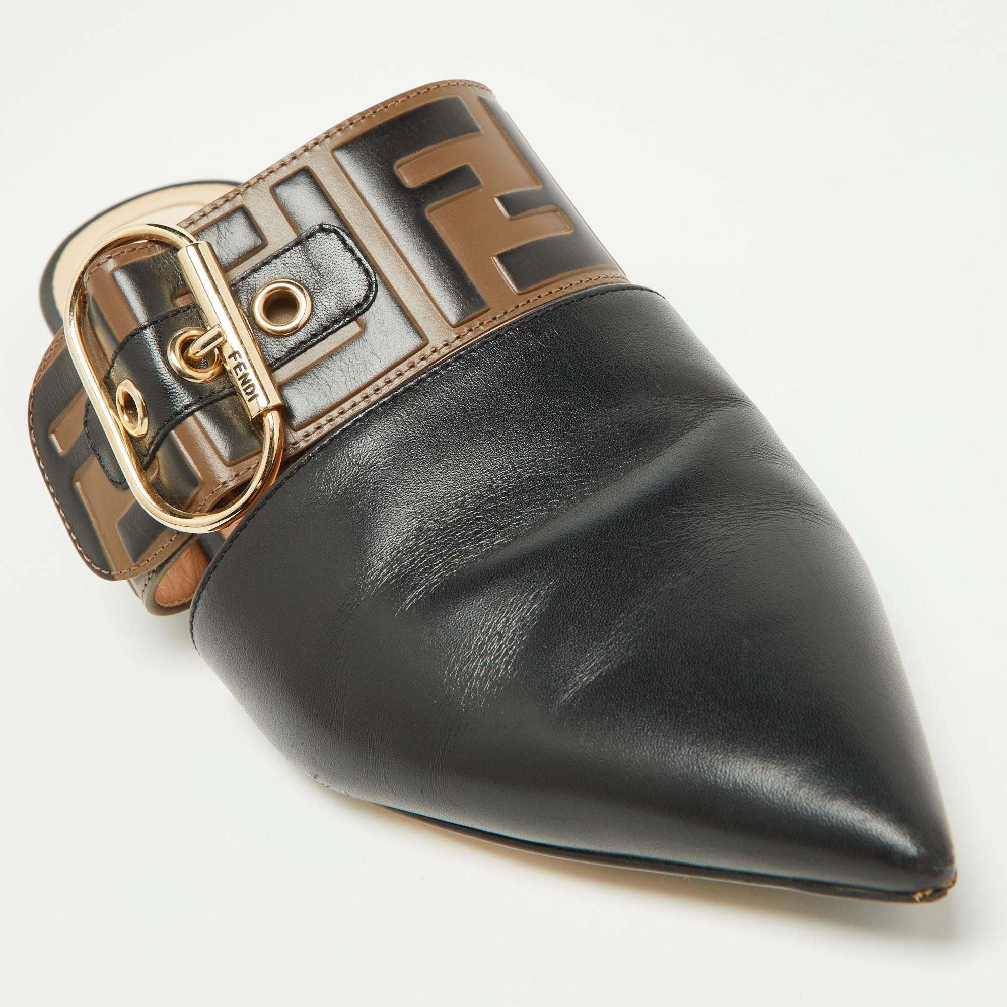 Fendi Black/Tobacco Zucca Leather Flat Mule Sandals Size 37 For Sale 1