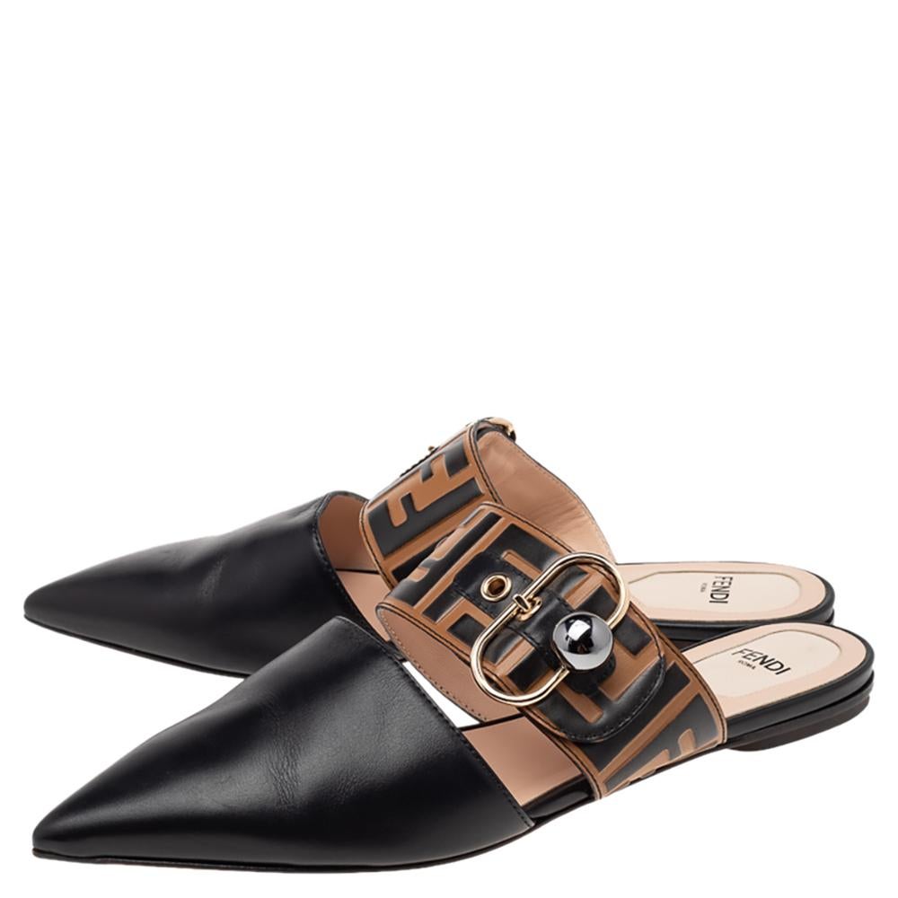 Fendi Black/Tobacco Zucca Leather Signature Flat Mule Sandals Size 38 In Good Condition In Dubai, Al Qouz 2