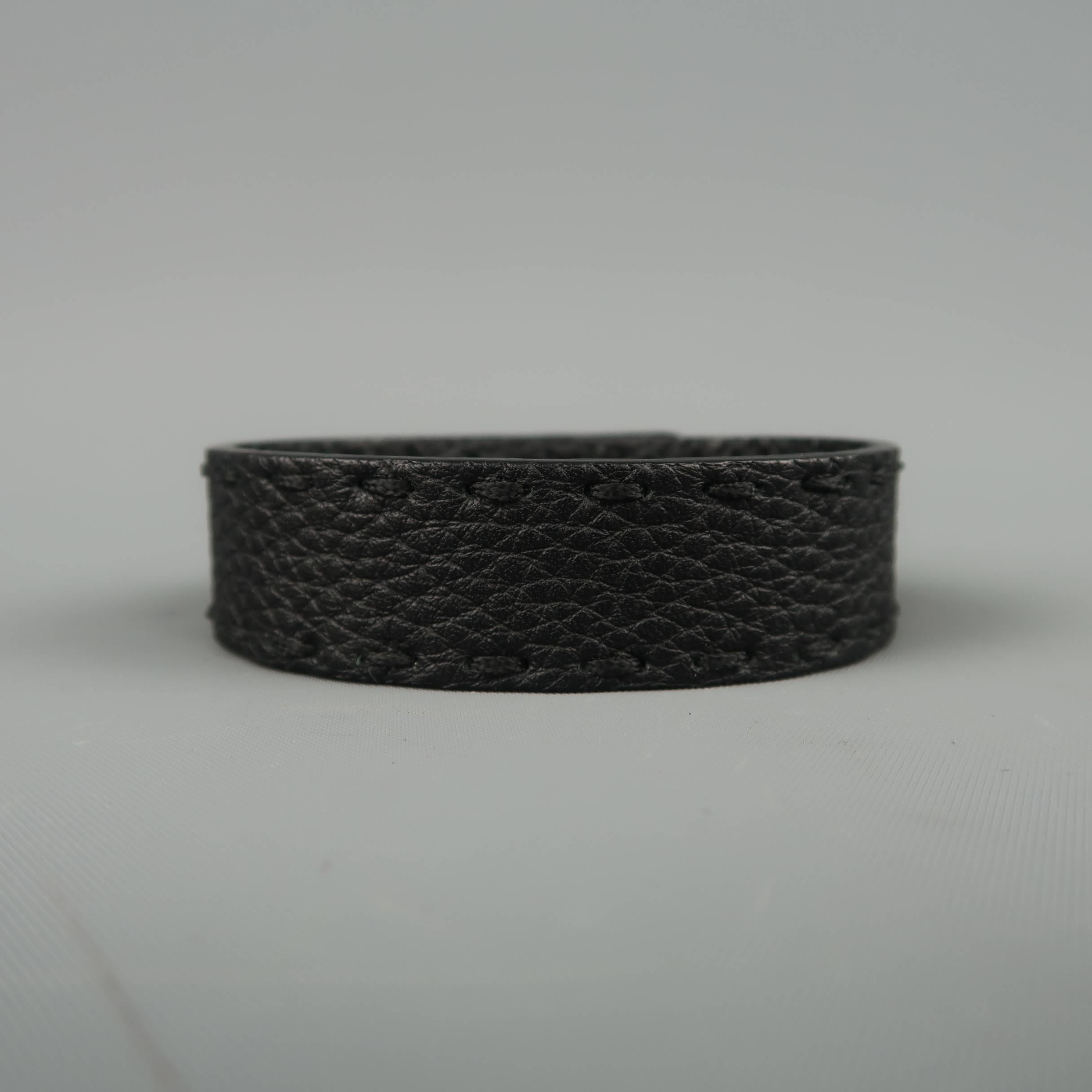 FENDI Black Topstitch Leather Silver Snap Skinny Cuff Bracelet In Excellent Condition In San Francisco, CA