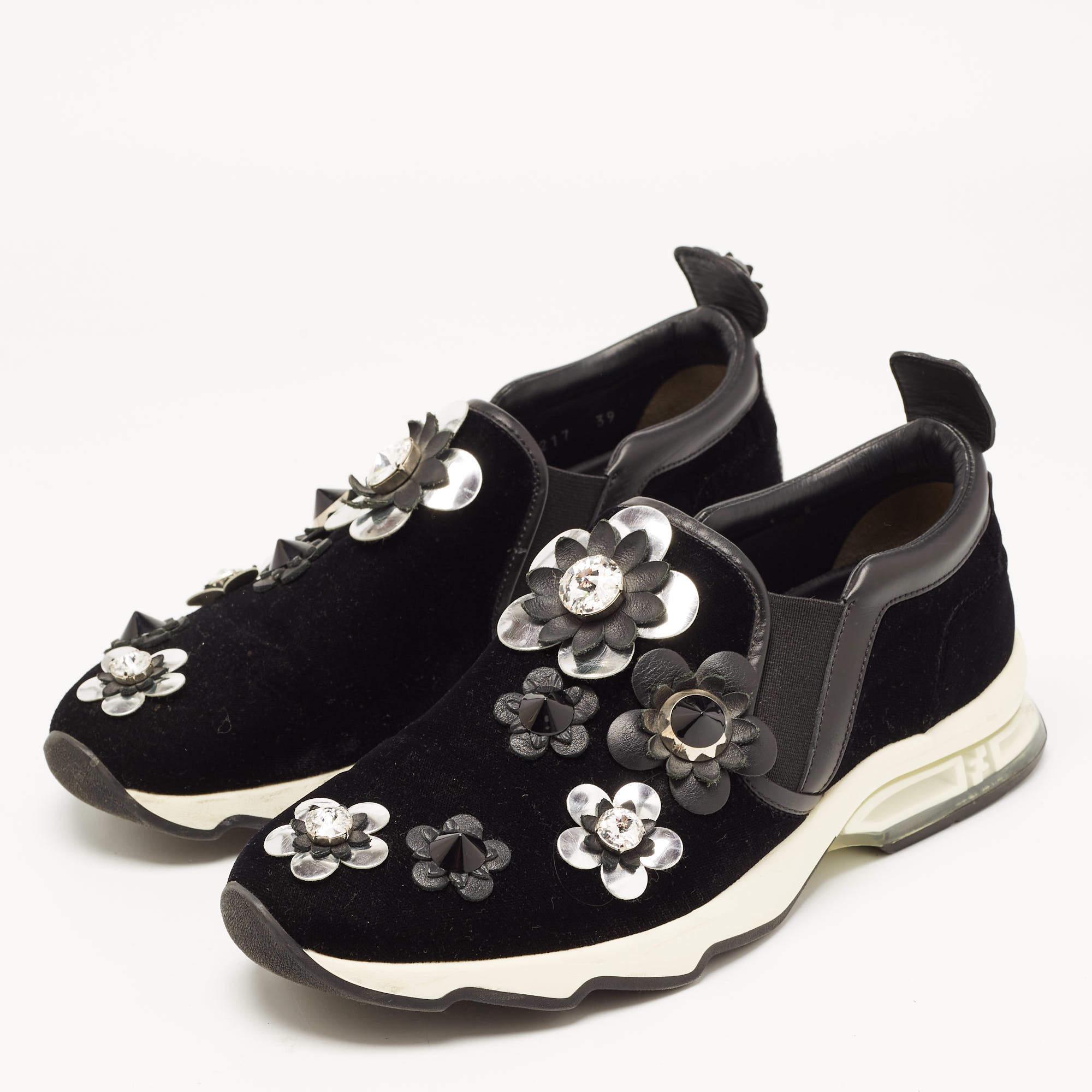 Women's Fendi Black Velvet and Leather Flowerland Slip On Sneakers Size 39 For Sale