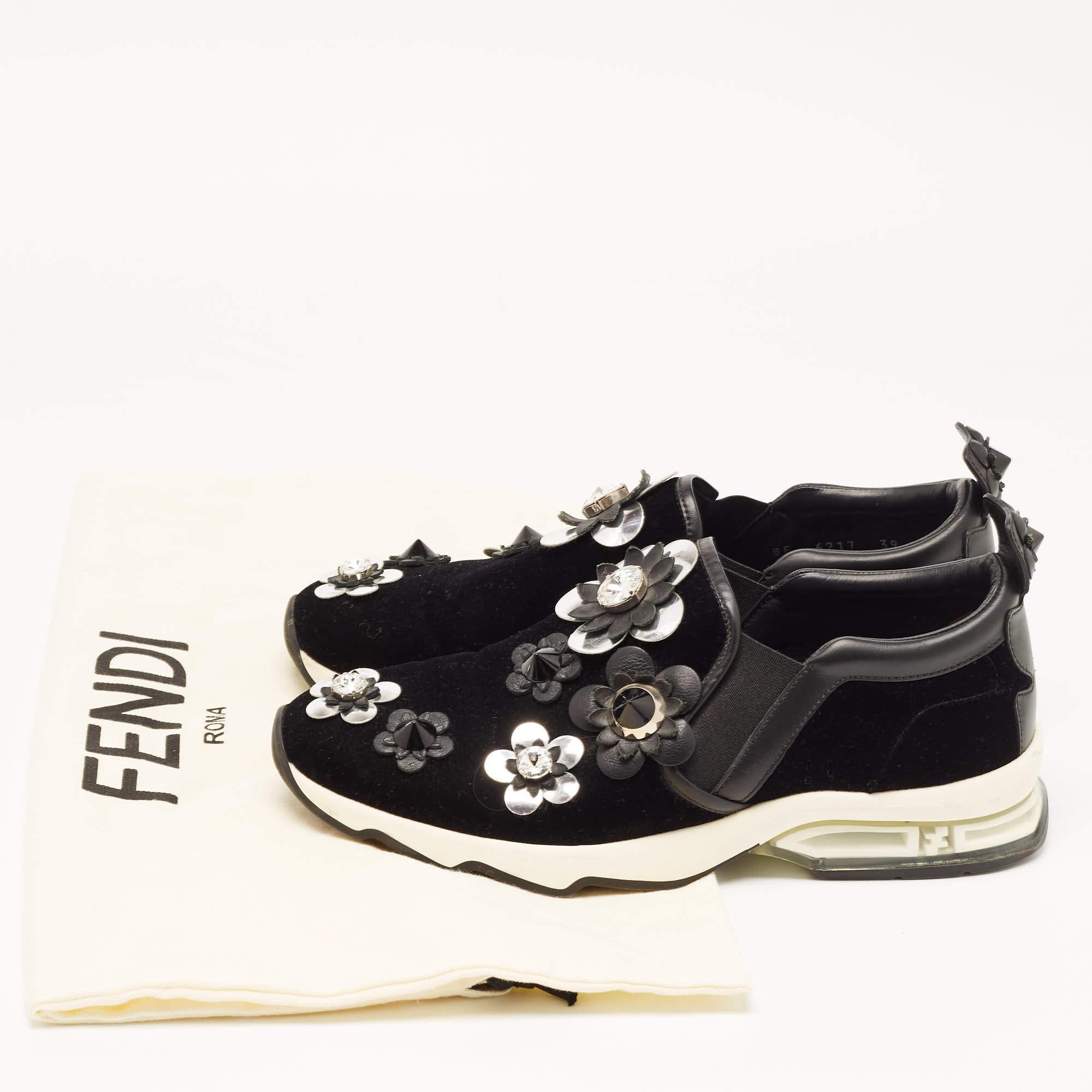 Fendi Black Velvet and Leather Flowerland Slip On Sneakers Size 39 For Sale 5