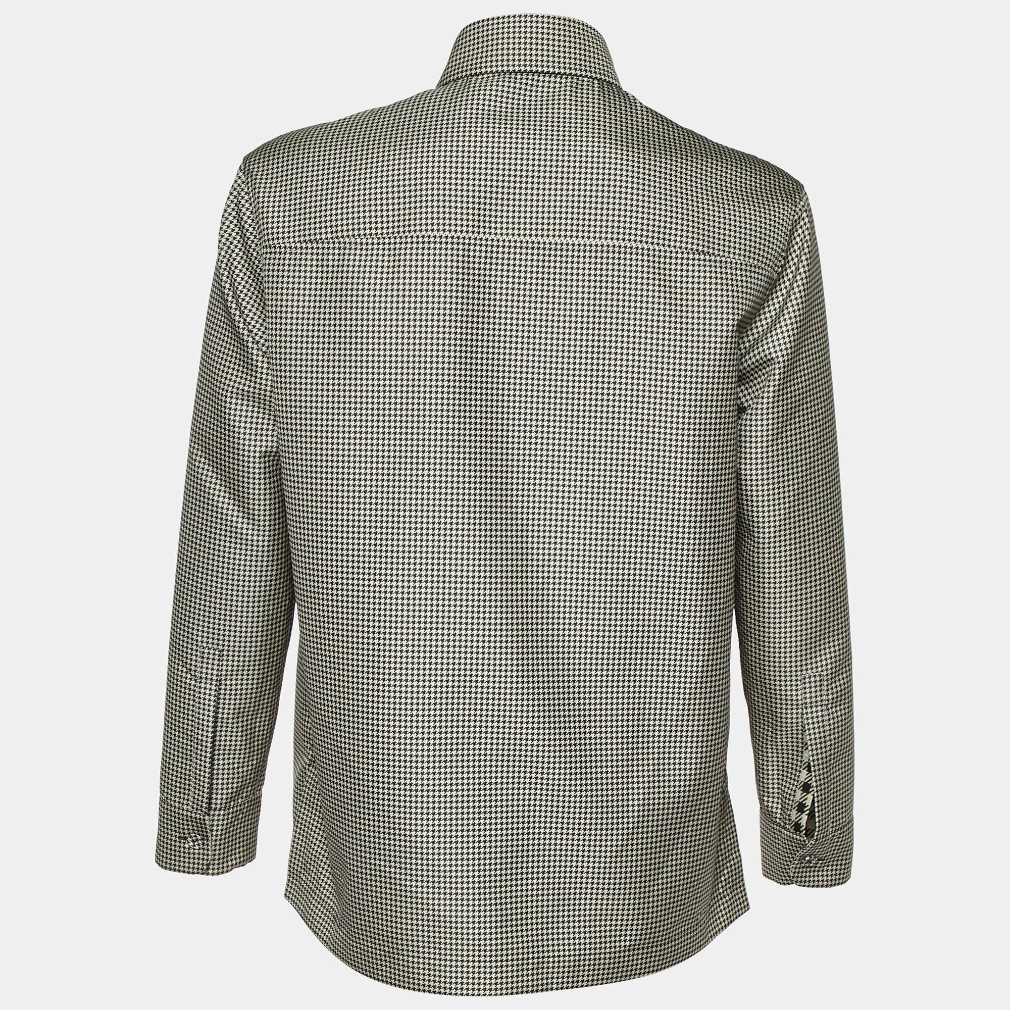 Fendi Schwarz/Weiß Hahnentrittmuster gemusterte Wendbare Jacke M im Zustand „Neu“ im Angebot in Dubai, Al Qouz 2