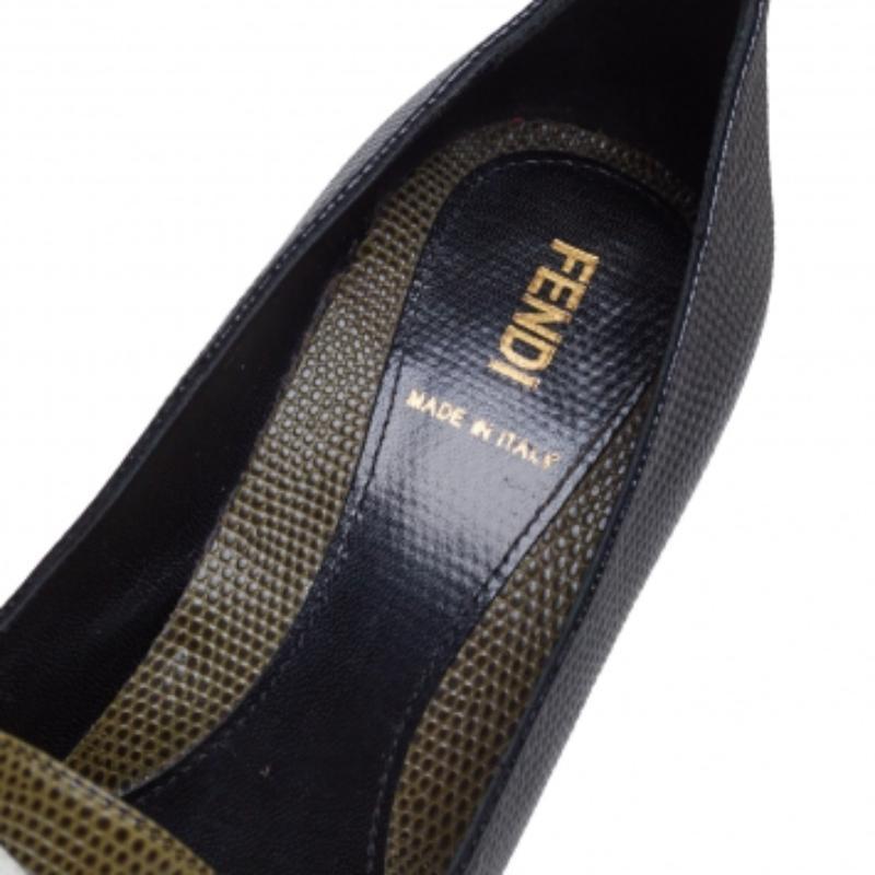 Women's Fendi Black/White Lizard Embossed Leather Pumps Size 38 For Sale