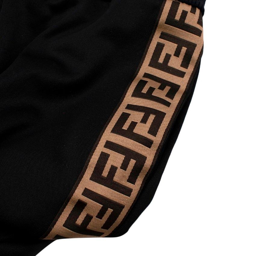 Fendi Trainingshose mit FF- seitlichen Streifen an der Seite in Schwarz, Braun und Beige, Schwarz im Angebot 2