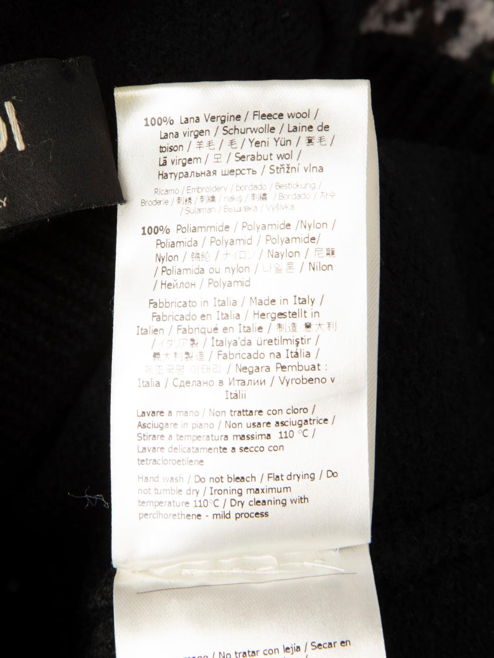 Pull en laine noire avec logo FF tricoté par Fendi Taille 4XL en vente 3