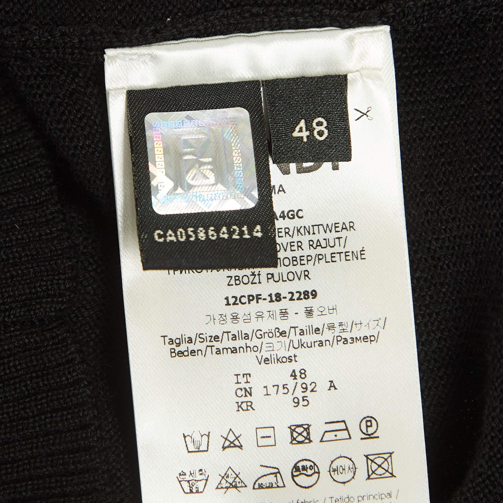 Men's Fendi Black Wool Logo Neck Detail Jumper M For Sale
