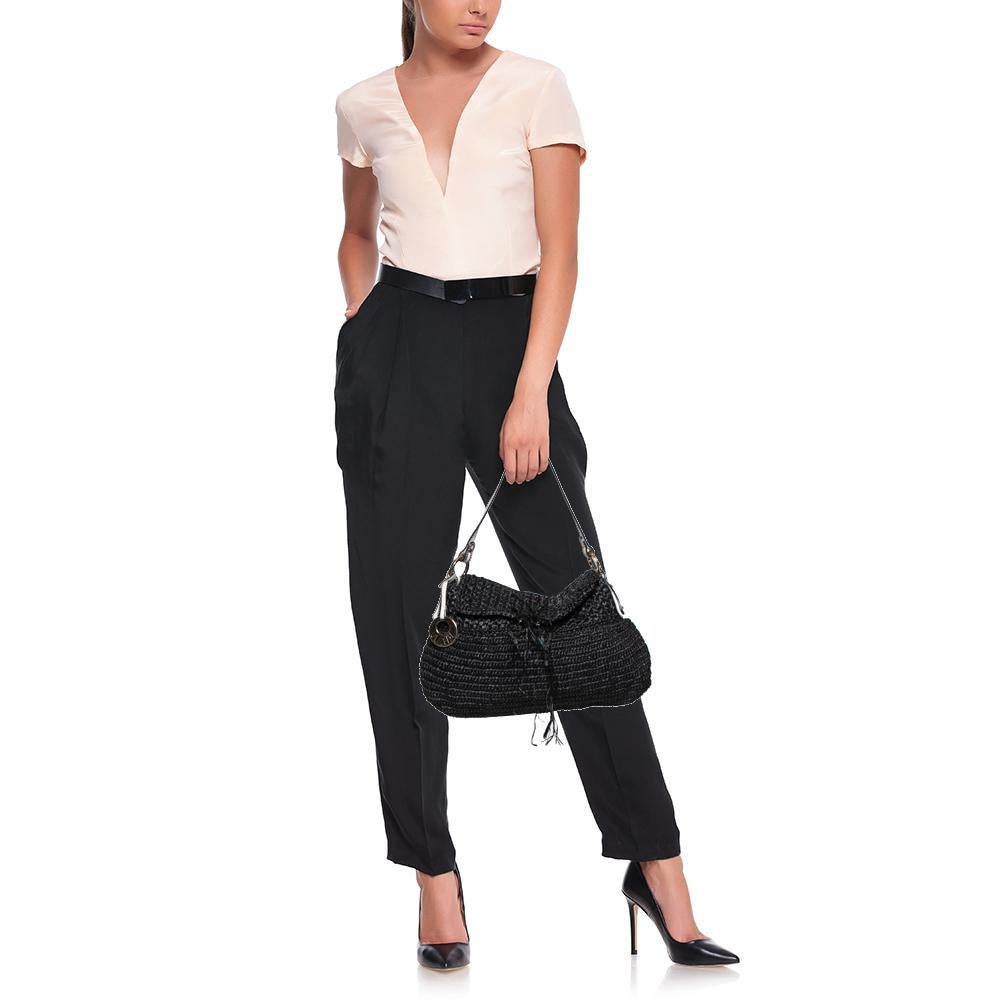 Fendi Black Woven Straw Flap Shoulder Bag In Good Condition In Dubai, Al Qouz 2