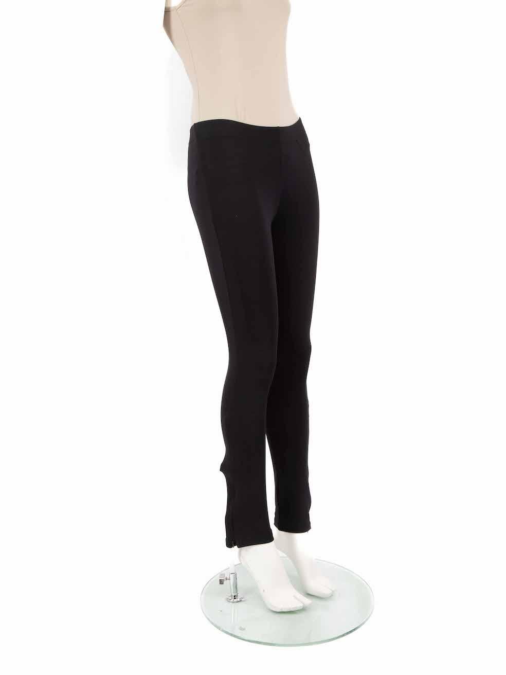 CONDITION is Very good. Minimal wear to trouser is evident. Minimal wear to stitching on internal and external waist band on this used Fendi designer resale item.
 
 
 
 Details
 
 
 Black
 
 Synthetic
 
 Leggings
 
 Low rise
 
 Stretchy
 
