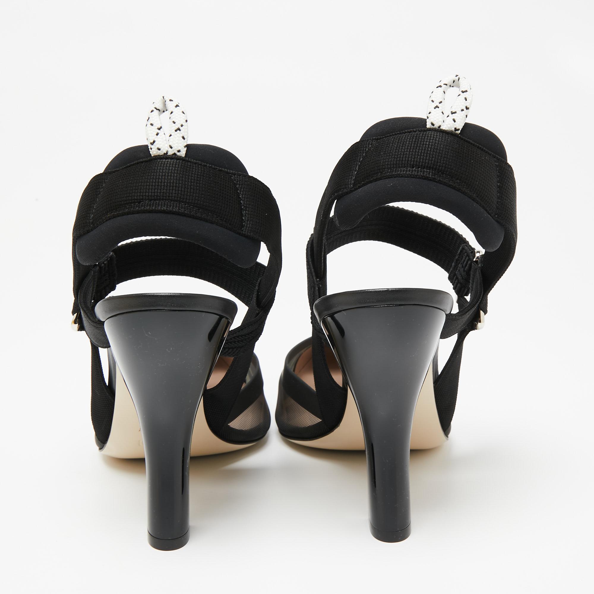 fendi colibri heels black