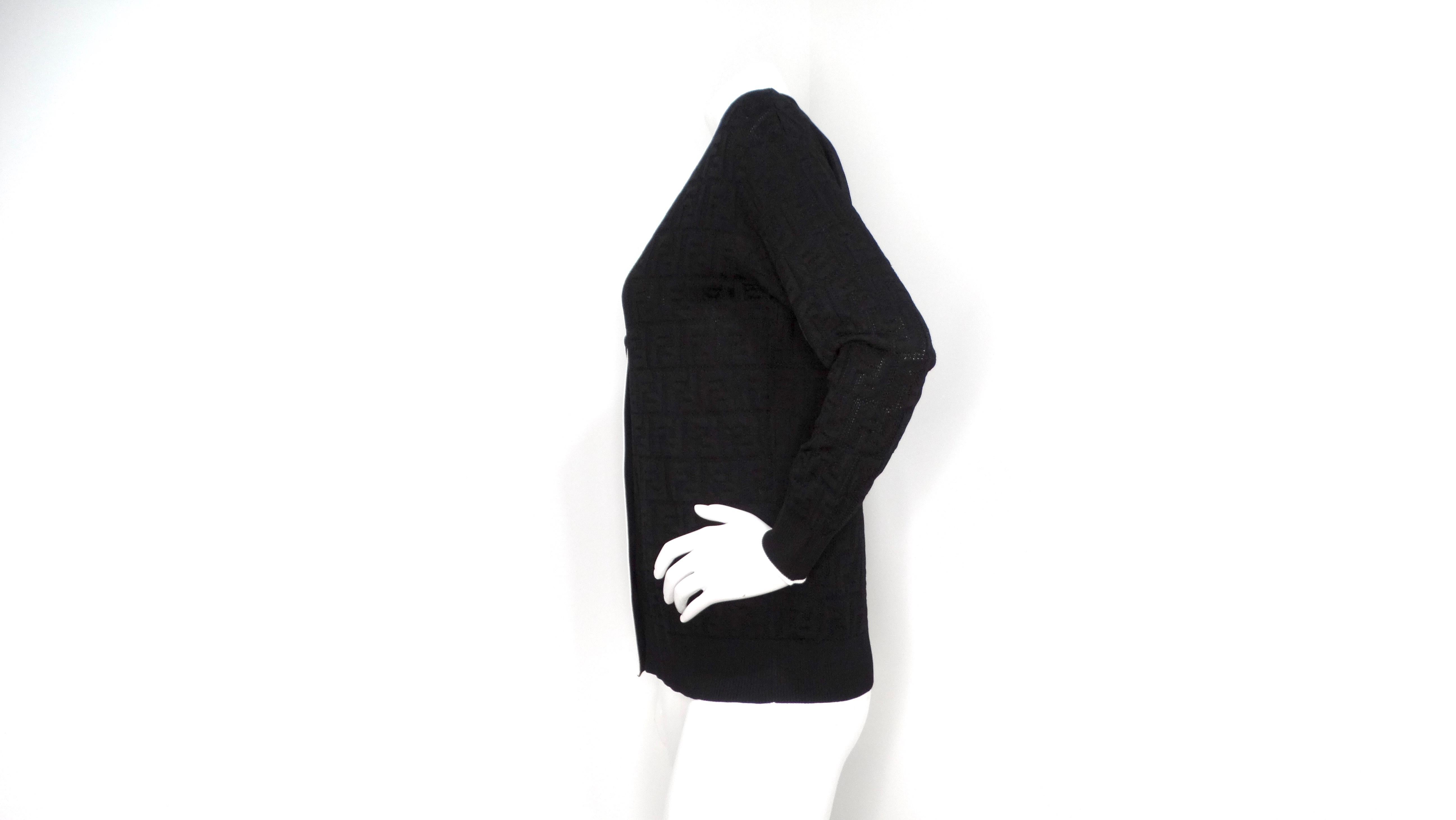 Fendi - Cardigan noir à boutons avec doublure blanche et monogramme Zucca en vente 1