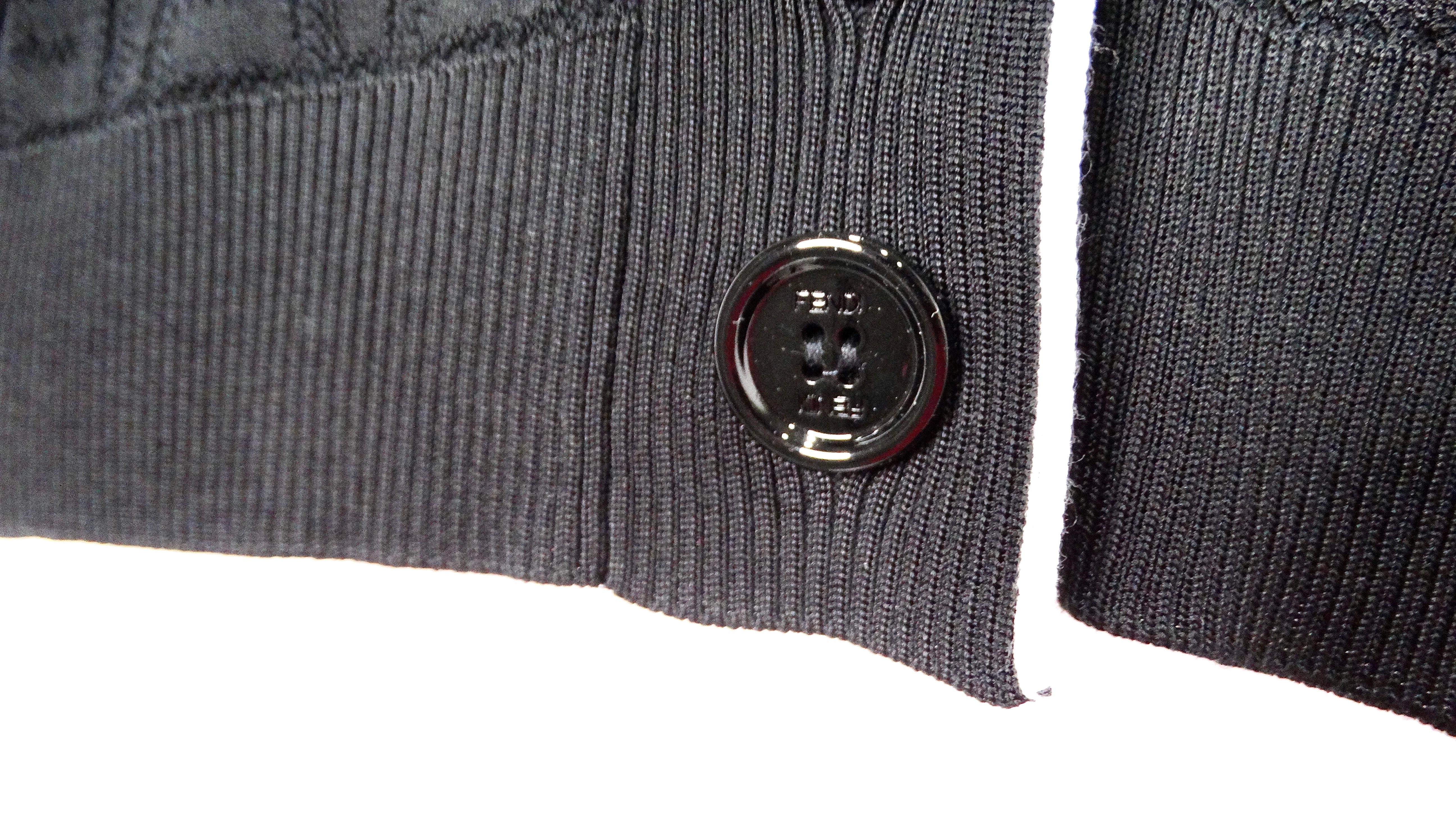 Fendi Schwarzer Zucca Monogram Strickcardigan mit V-Ausschnitt Damen im Angebot