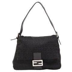 Fendi Mama Baguette-Tasche aus schwarzem Zucchino-Leinwand und Leder