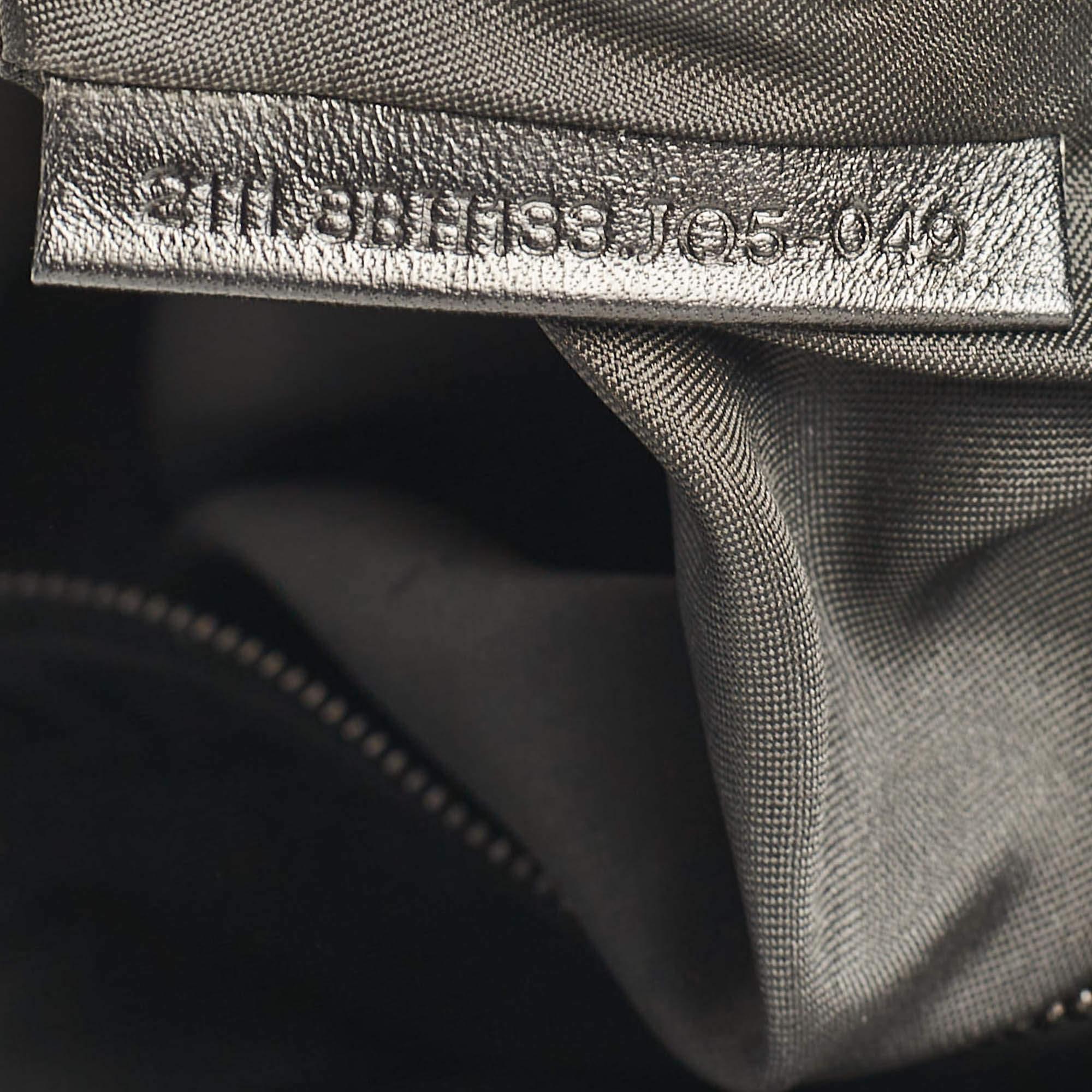 Fourre-tout en cuir et tissu Zucchino noir de Fendi en vente 4
