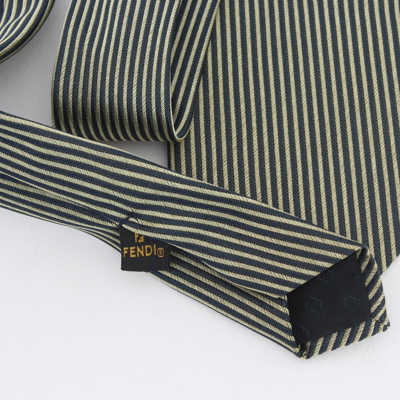 Fendi Blue Beige Silk Pinstripe Tie Vintage 90s In Excellent Condition For Sale In Brindisi, Bt