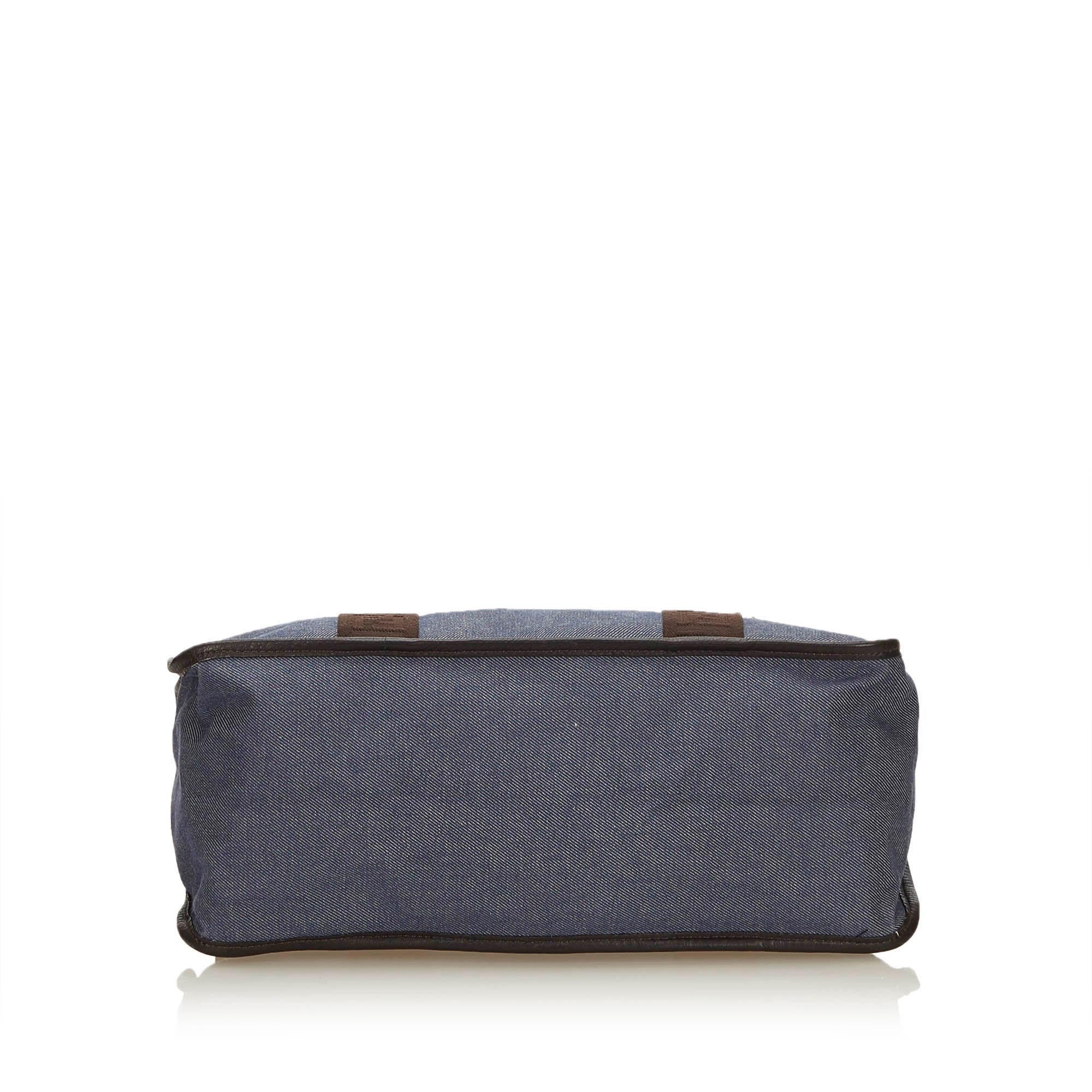 Fendi Blue Jacquard Handbag In Good Condition For Sale In Orlando, FL