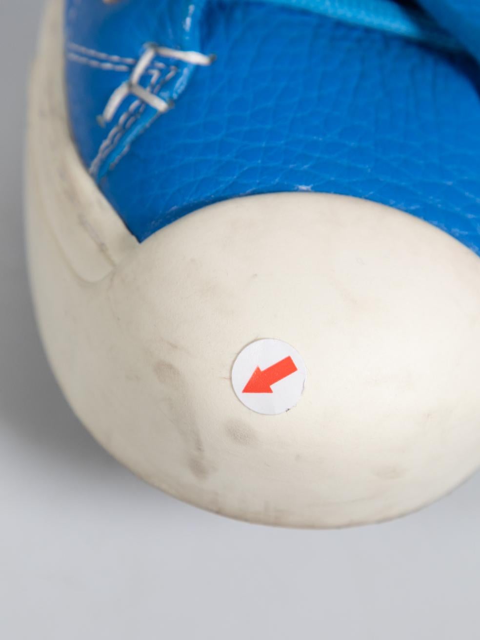 Fendi Domino-Turnschuhe aus blauem Leder Größe IT 38 im Angebot 2