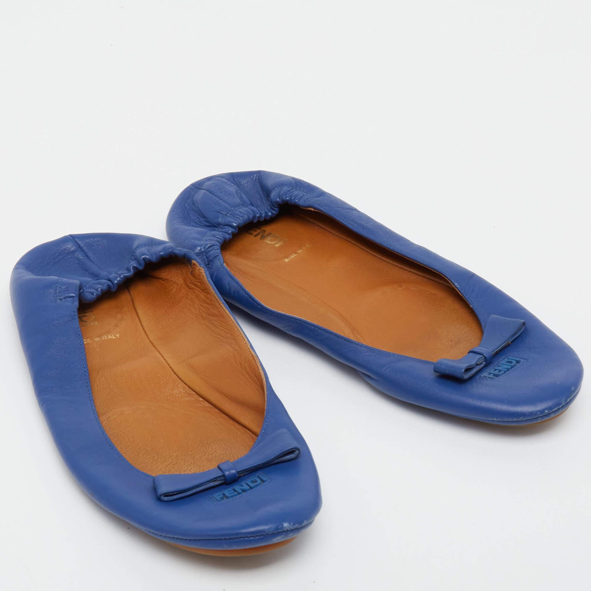 Women's Fendi Blue Leather Let's Dance Bow Ballet Flats Size 39.5 For Sale