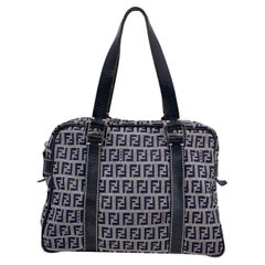 Fendi Blaue Monogram Zucchino Canvas Umhängetasche Handtasche