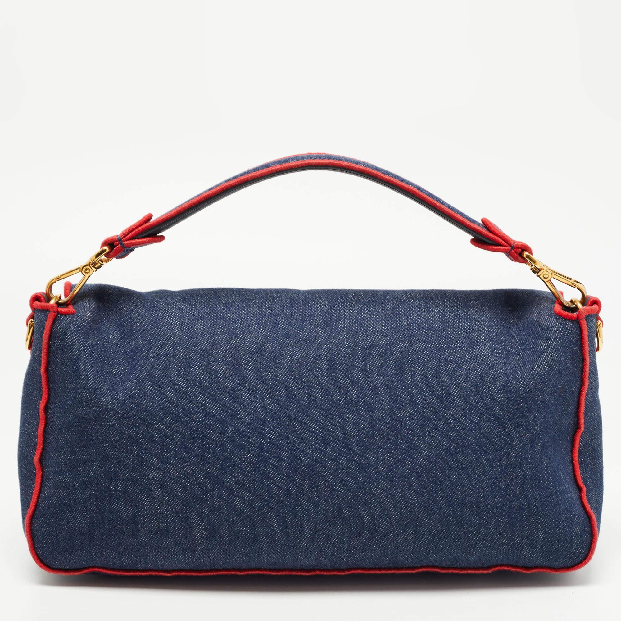 Designer bags are ideal companions for ample occasions! Here we have a fashion-meets-functionality piece crafted with precision. It has been equipped with a well-sized interior that can easily fit all your essentials.

Includes: Detachable Handle &