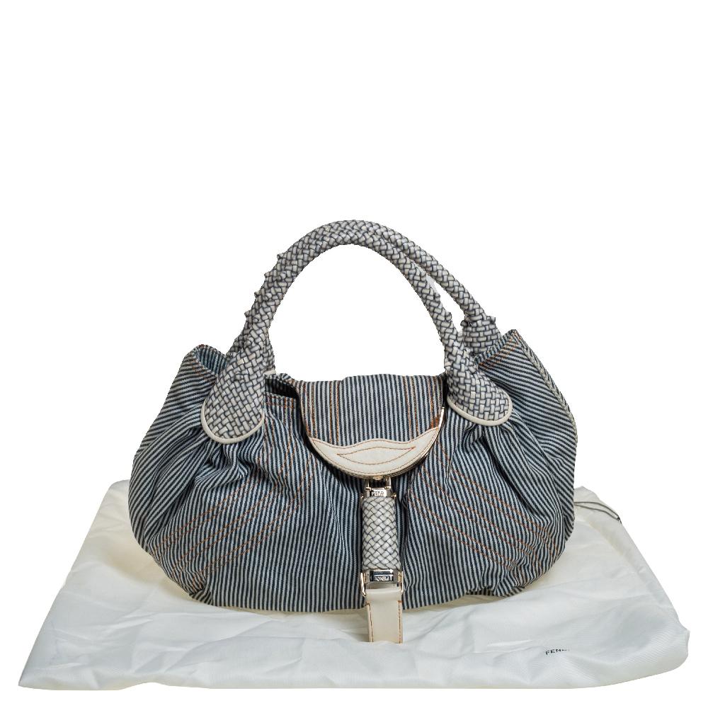 Fendi Tote Spy de tela a rayas azul/blanco y ribete de piel 8