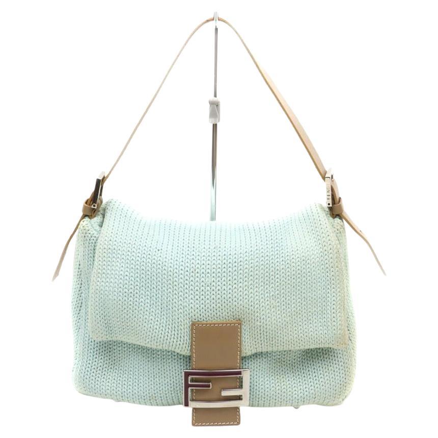 Fendi - Sac à rabat baguette Mama Forever en tricot tissé bleu 863223 en vente