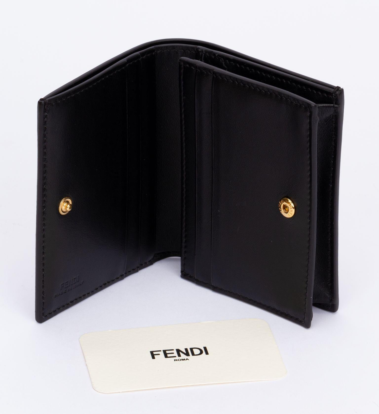 Fendi BNIB Togo Brieftasche in Schwarz für Damen oder Herren im Angebot