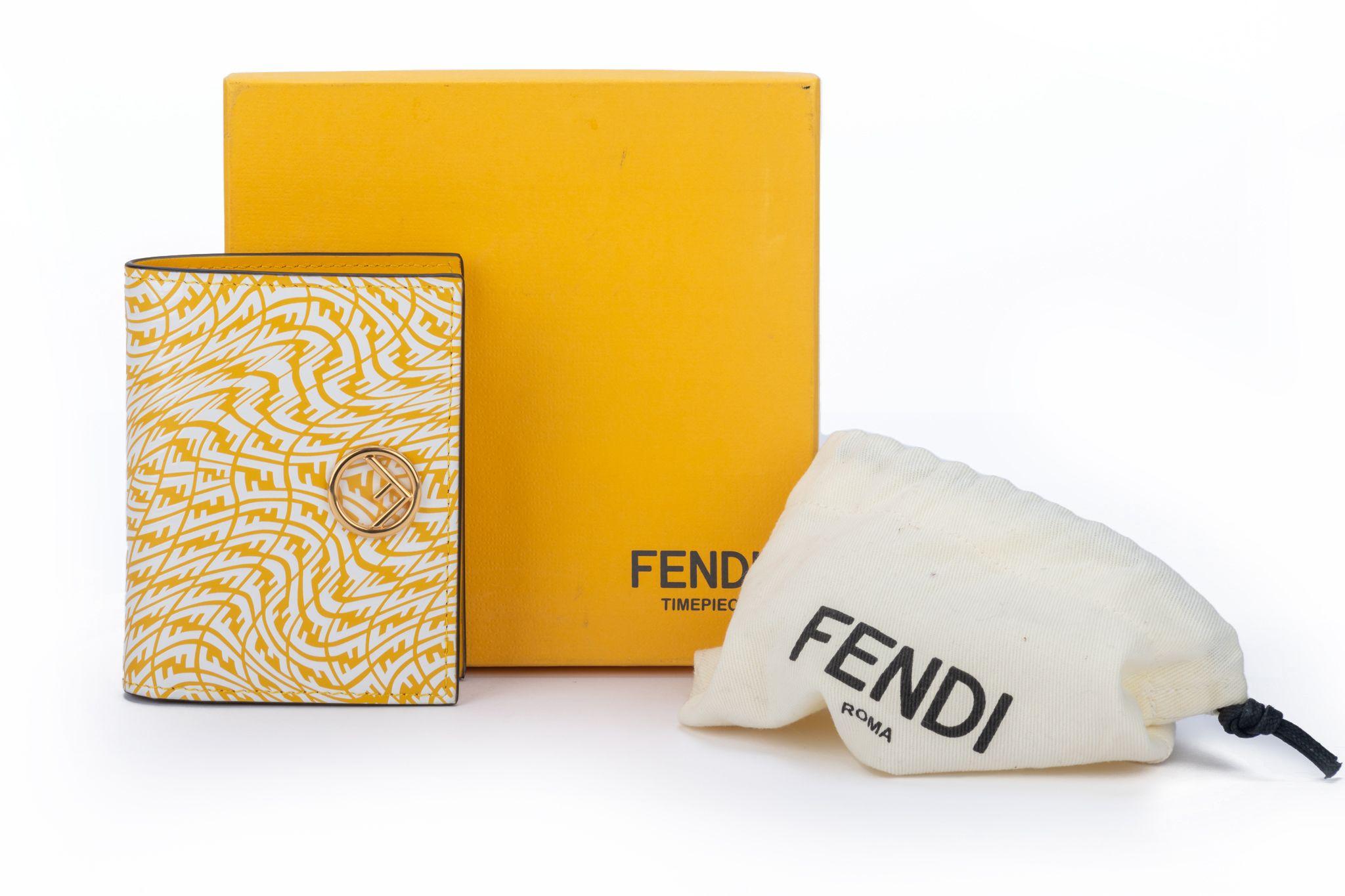 Fendi BNIB Yellow/White Vertigo Wallet For Sale 5