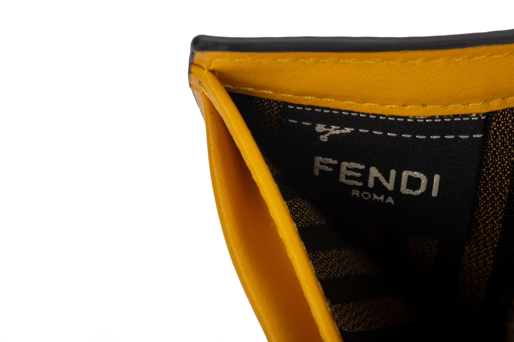 Fendi BNIB Yellow/White Vertigo Wallet For Sale 2