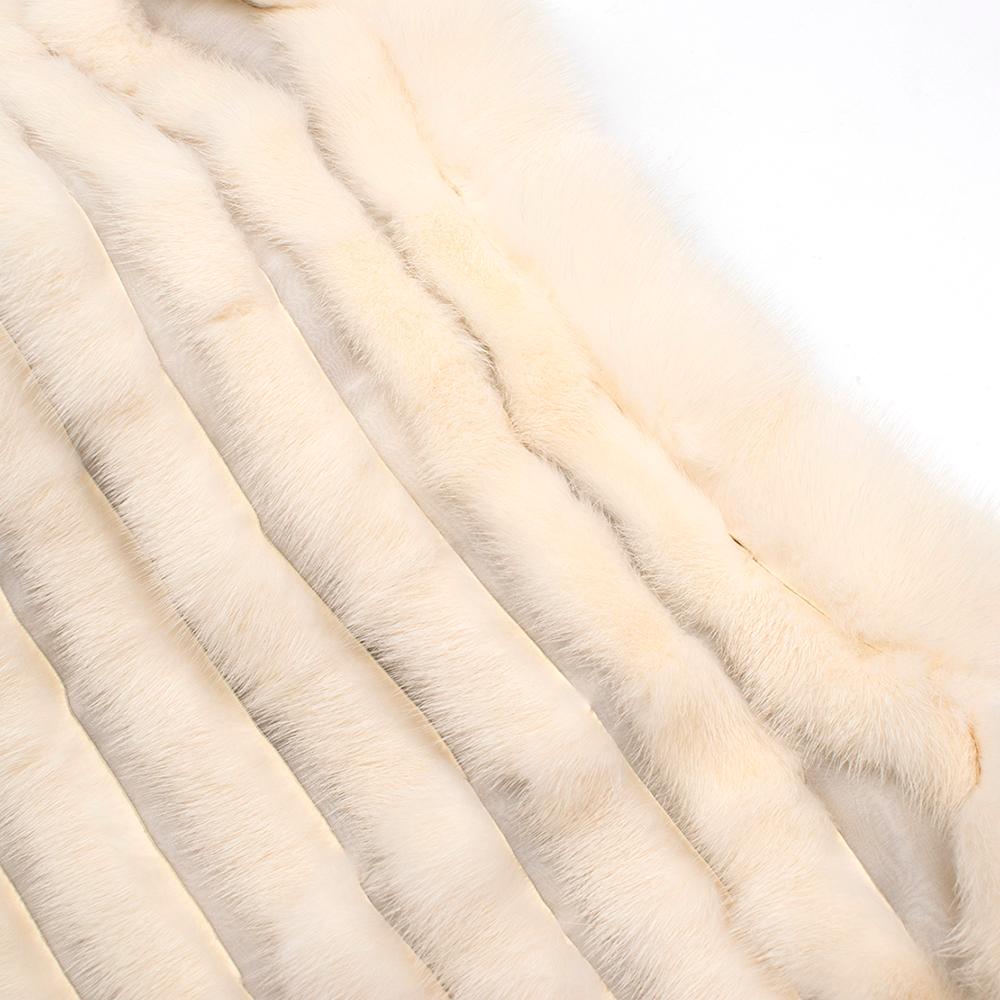 Fendi Bone White Short Mink Fur Jacket XS In New Condition In London, GB
