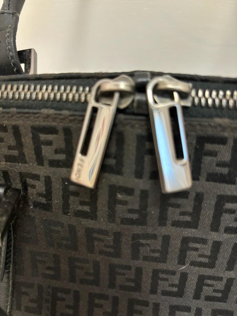 Fendi Borsa Grande Zucchino/Toro/Nero en vente 7