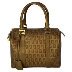 Bolso de mano Fendi Boston de lona revestida de oro