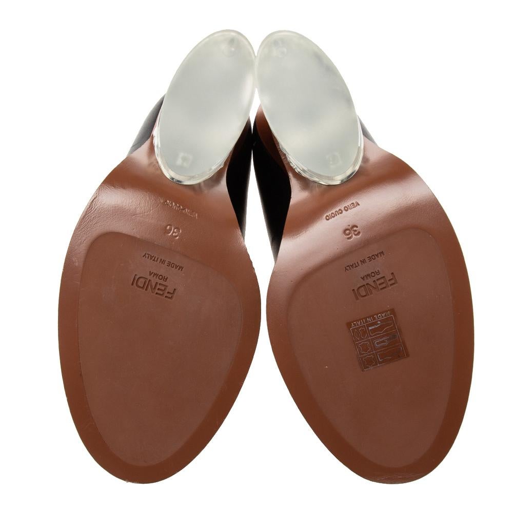 Fendi - Décolleté con zeppa in pelle marrone/nera - misura 36 2