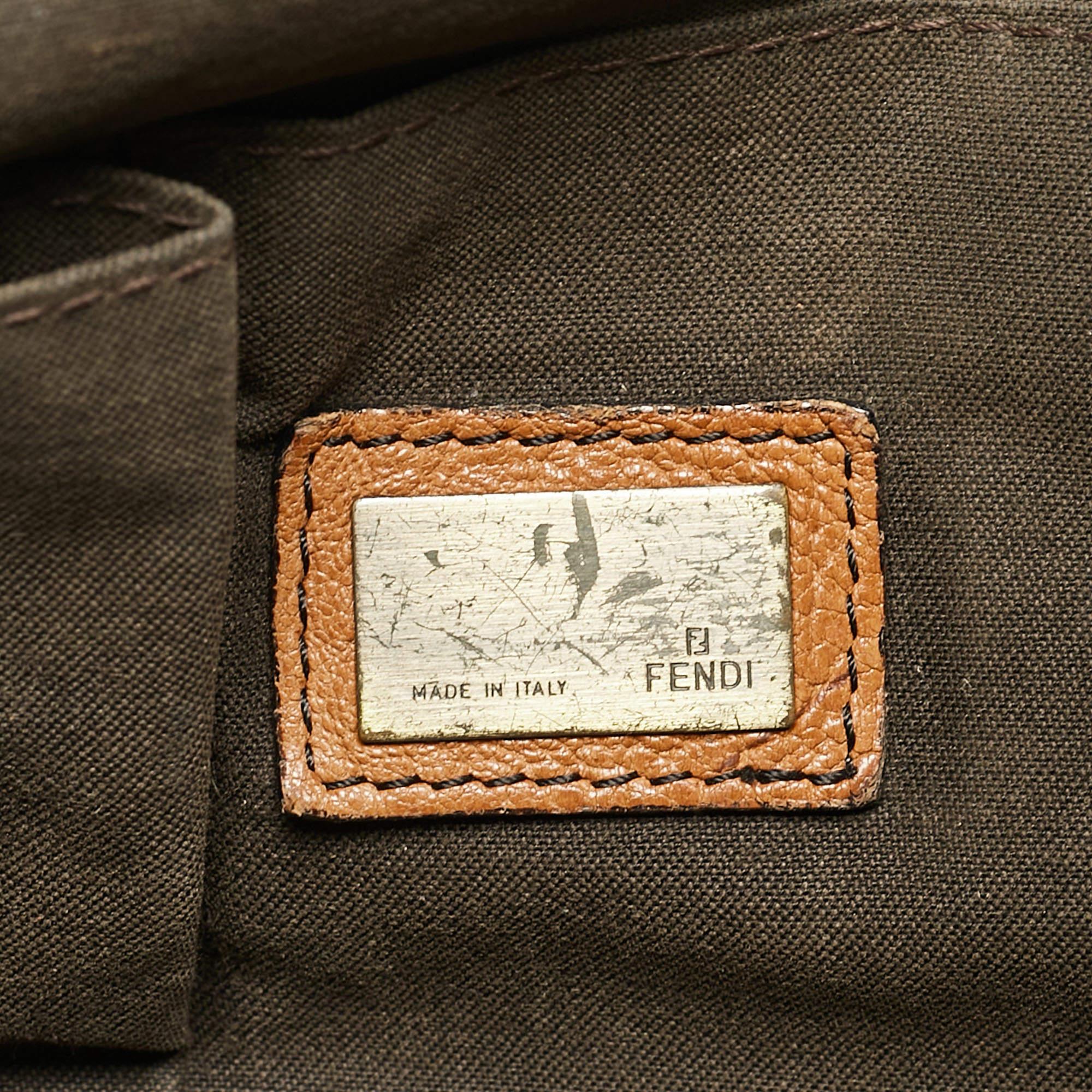 Fendi Brown/Black Patent and Leather B Bis Shoulder Bag For Sale 14