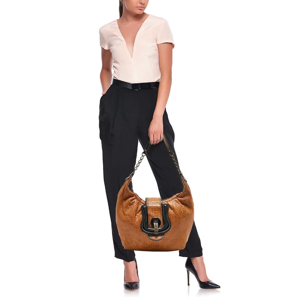 Fendi Brown/Black Patent and Leather B Bis Shoulder Bag In Fair Condition For Sale In Dubai, Al Qouz 2