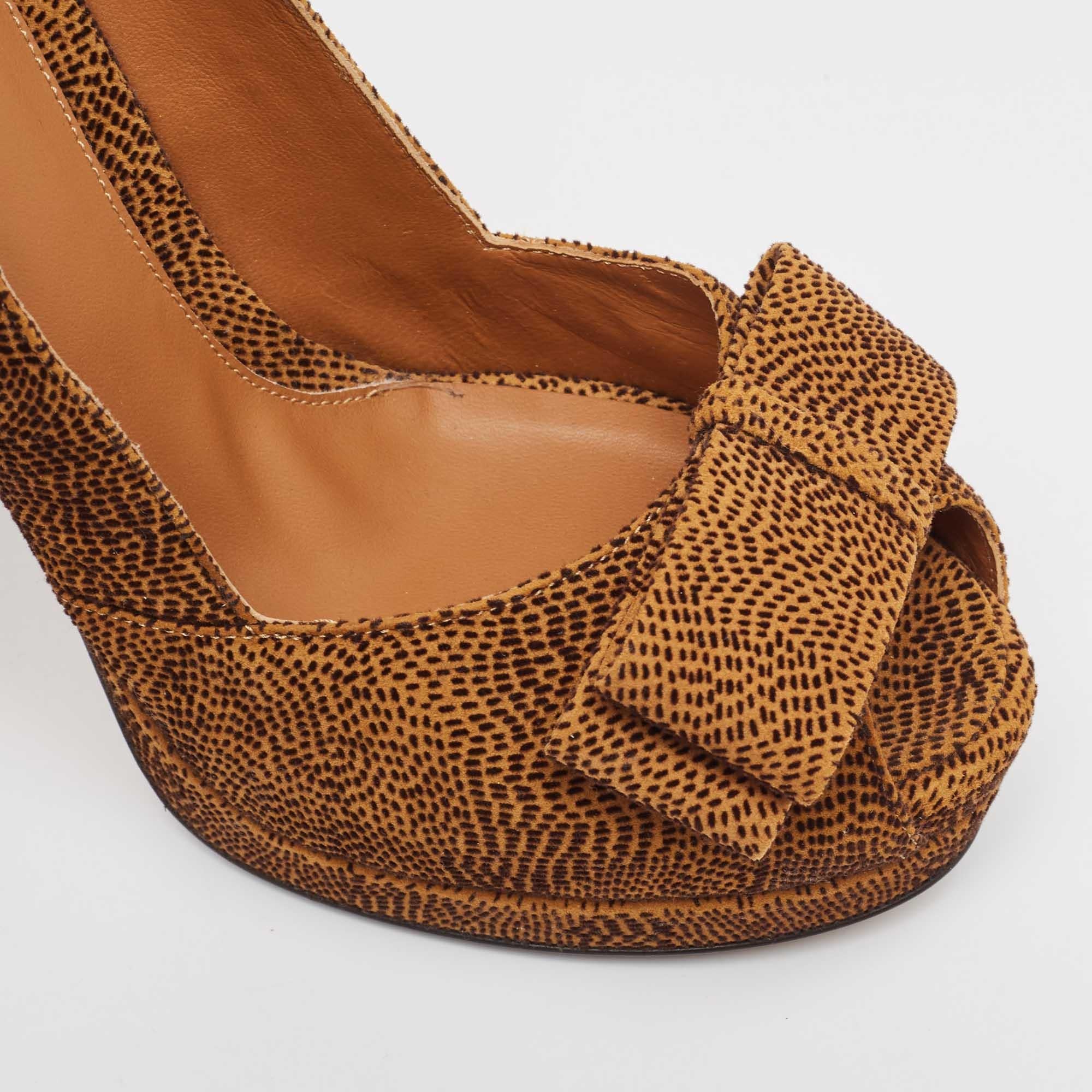 Fendi - Escarpins en daim texturé avec nœud - Brown/Black - Taille 40 en vente 2