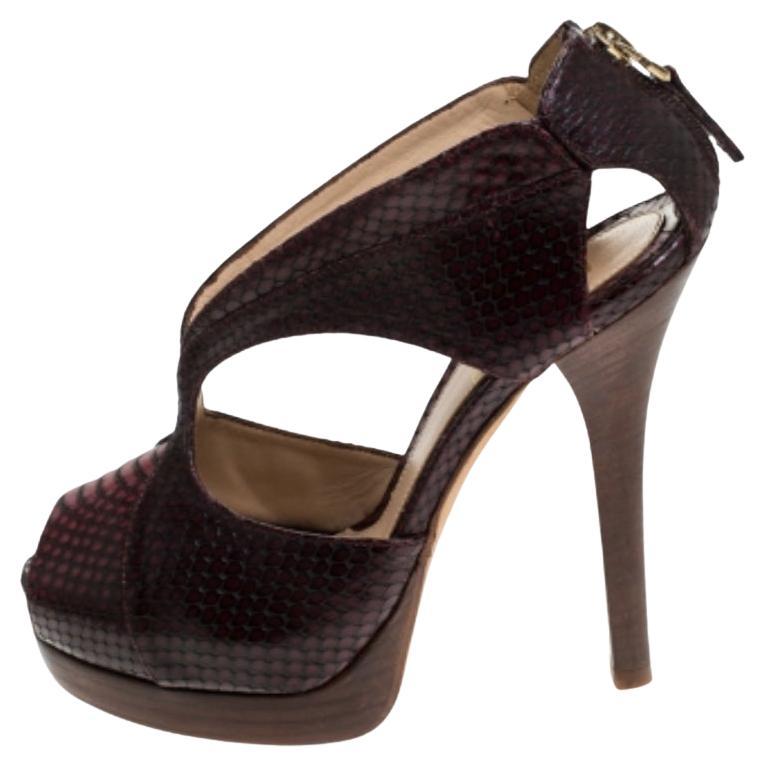 Fendi - Sandales à plateforme peep toes en python marron/bordeaux - Taille 36,5 en vente