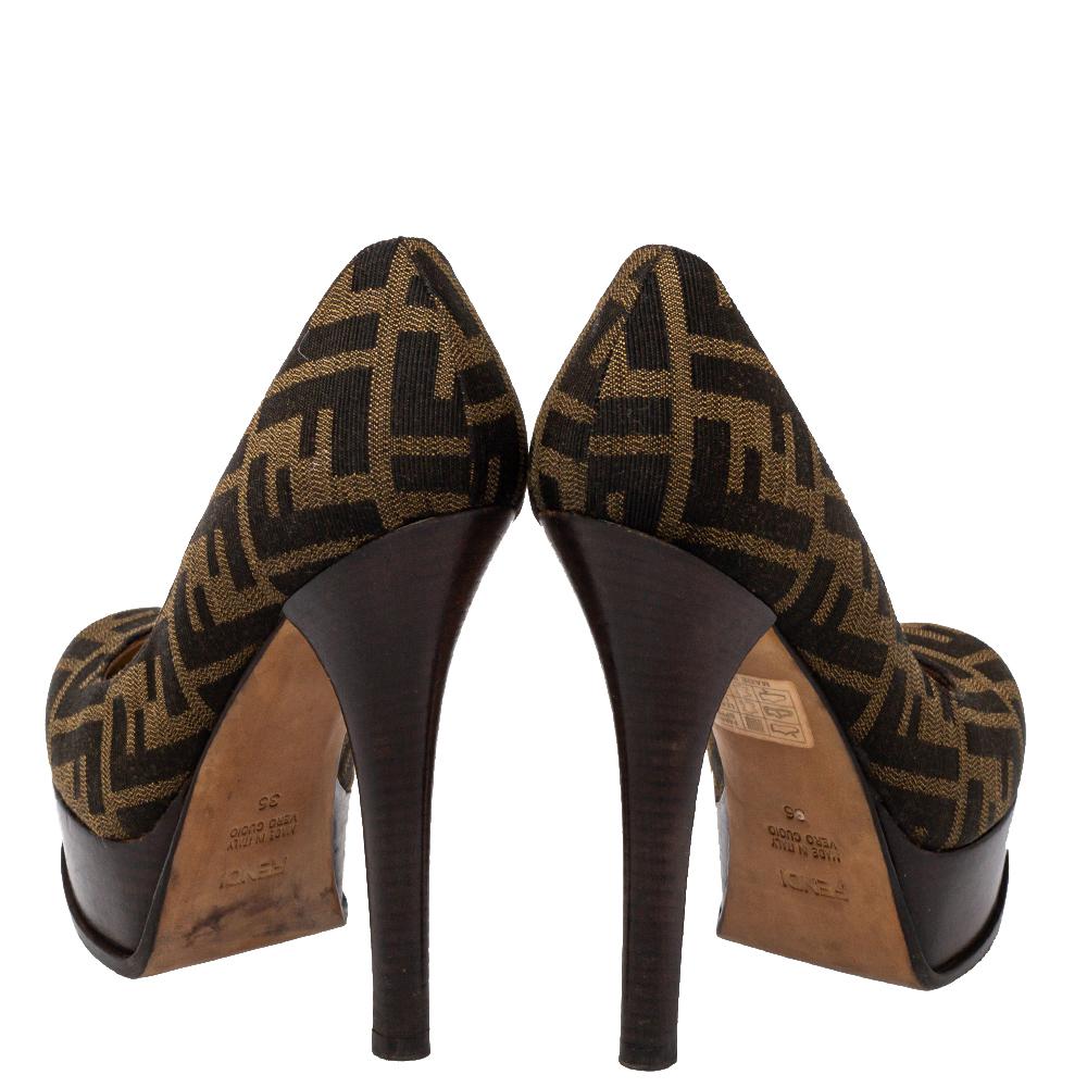 Fendi Brown Canvas Fendista Platform Pumps Size 36 In Good Condition In Dubai, Al Qouz 2