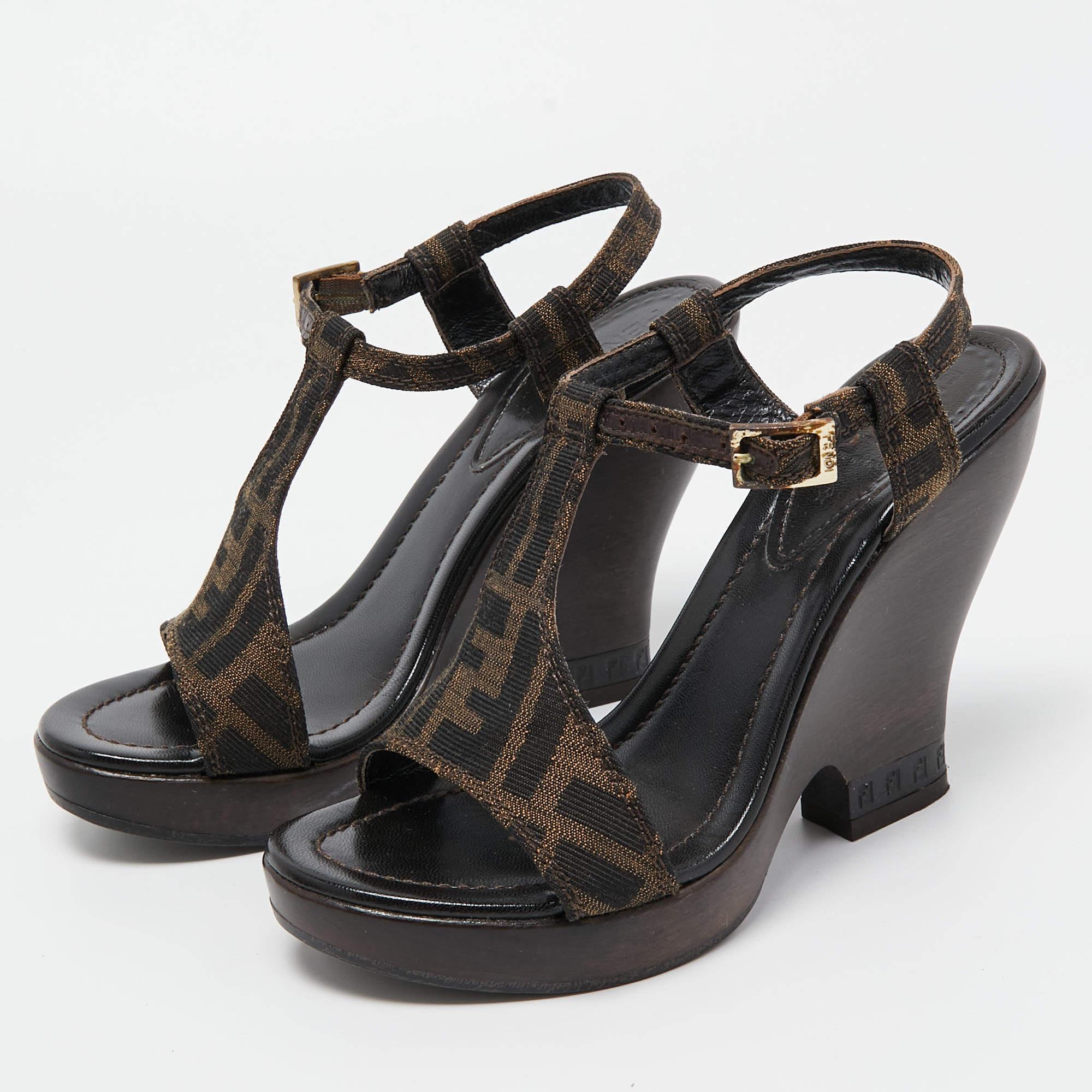 Fendi Brown Canvas FF Block Heel Sandals Size 36.5 In Good Condition In Dubai, Al Qouz 2