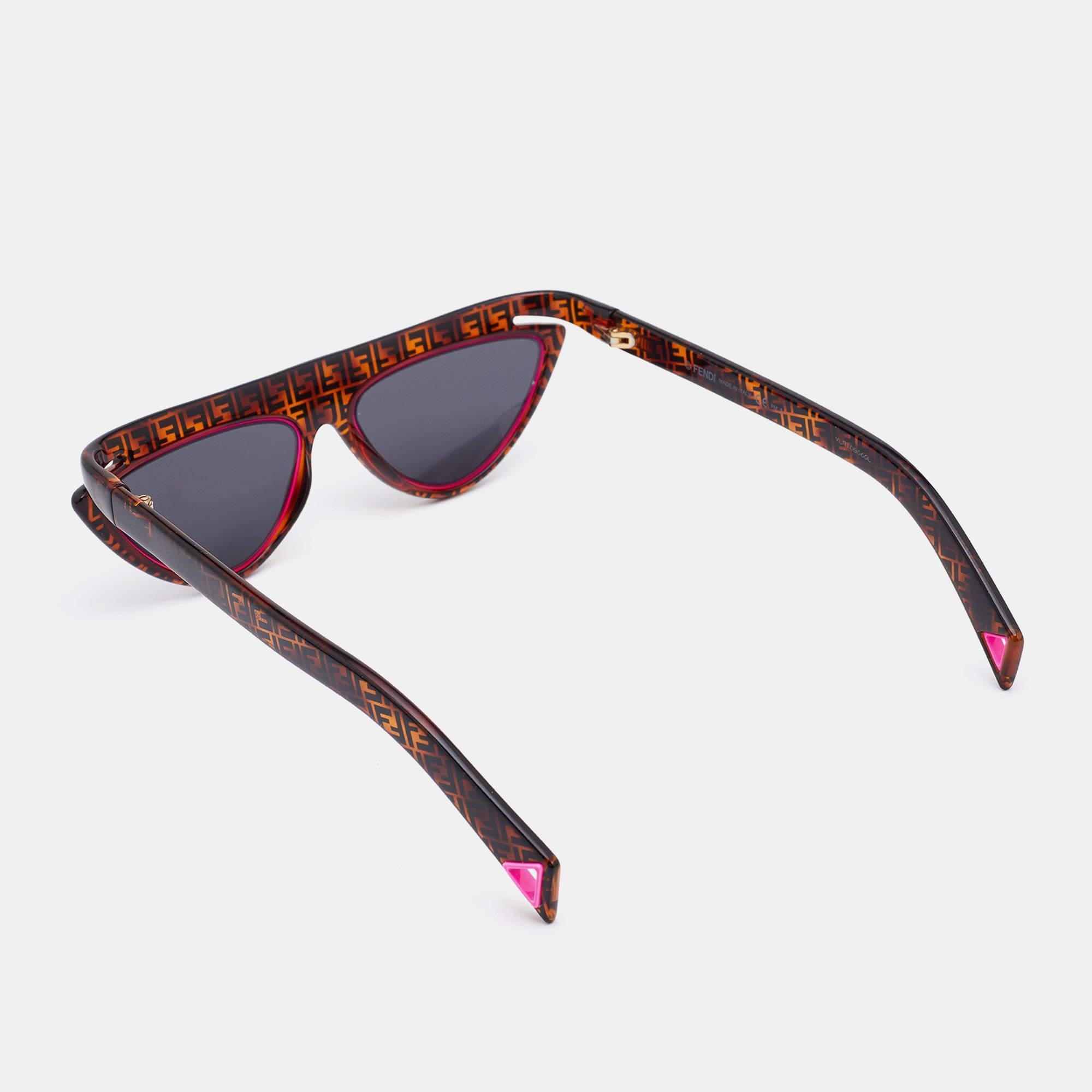 Fendi Brown/Dark Blue Pink Logo FF 0383/S Cat Eye Sunglasses In Good Condition In Dubai, Al Qouz 2
