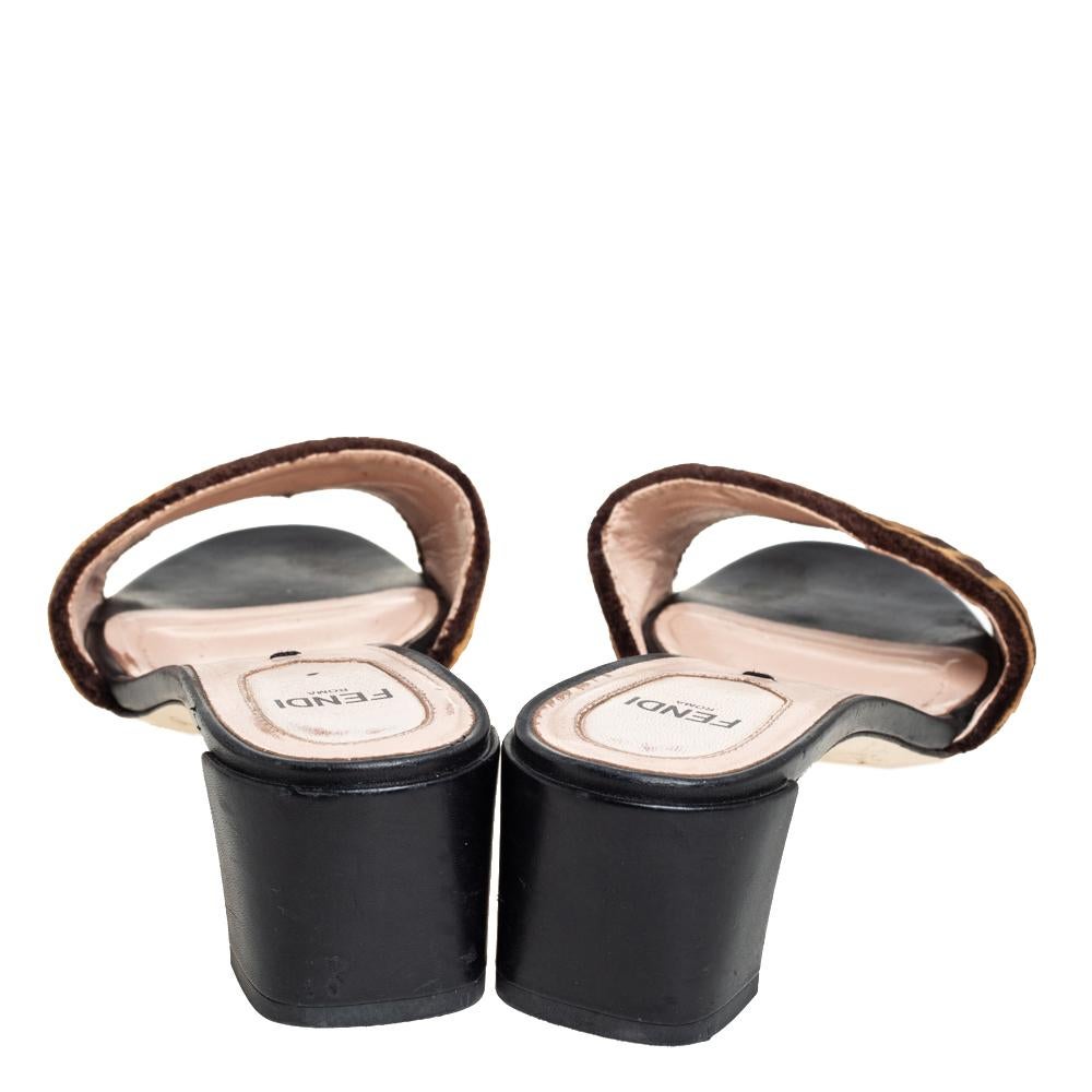Fendi Brown FF Zucca Velvet Slide Sandals Size 37 In Good Condition In Dubai, Al Qouz 2