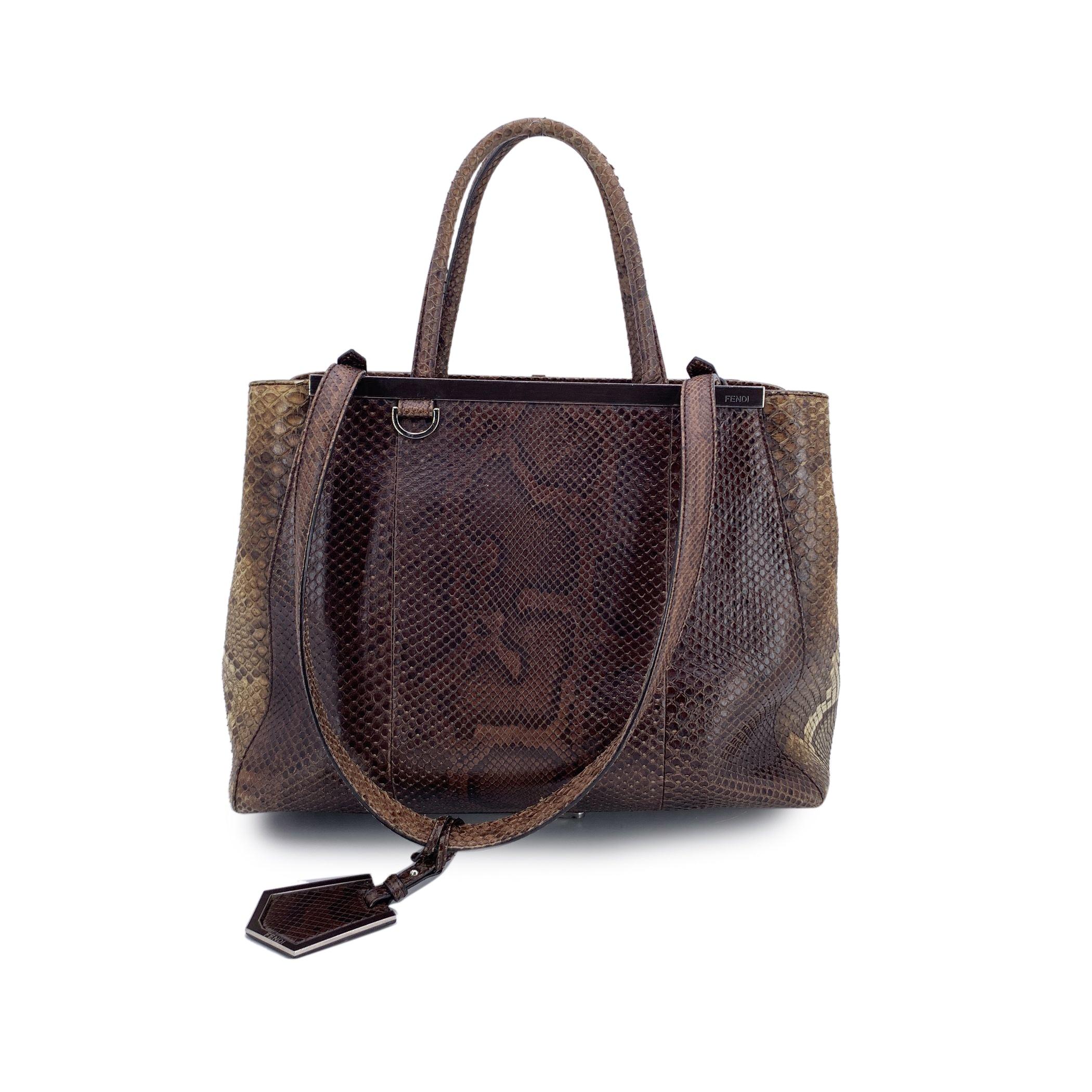Fendi Brown Leather 2Jours Tote Handbag with Shoulder Strap en Excelente estado para la venta en Rome, Rome