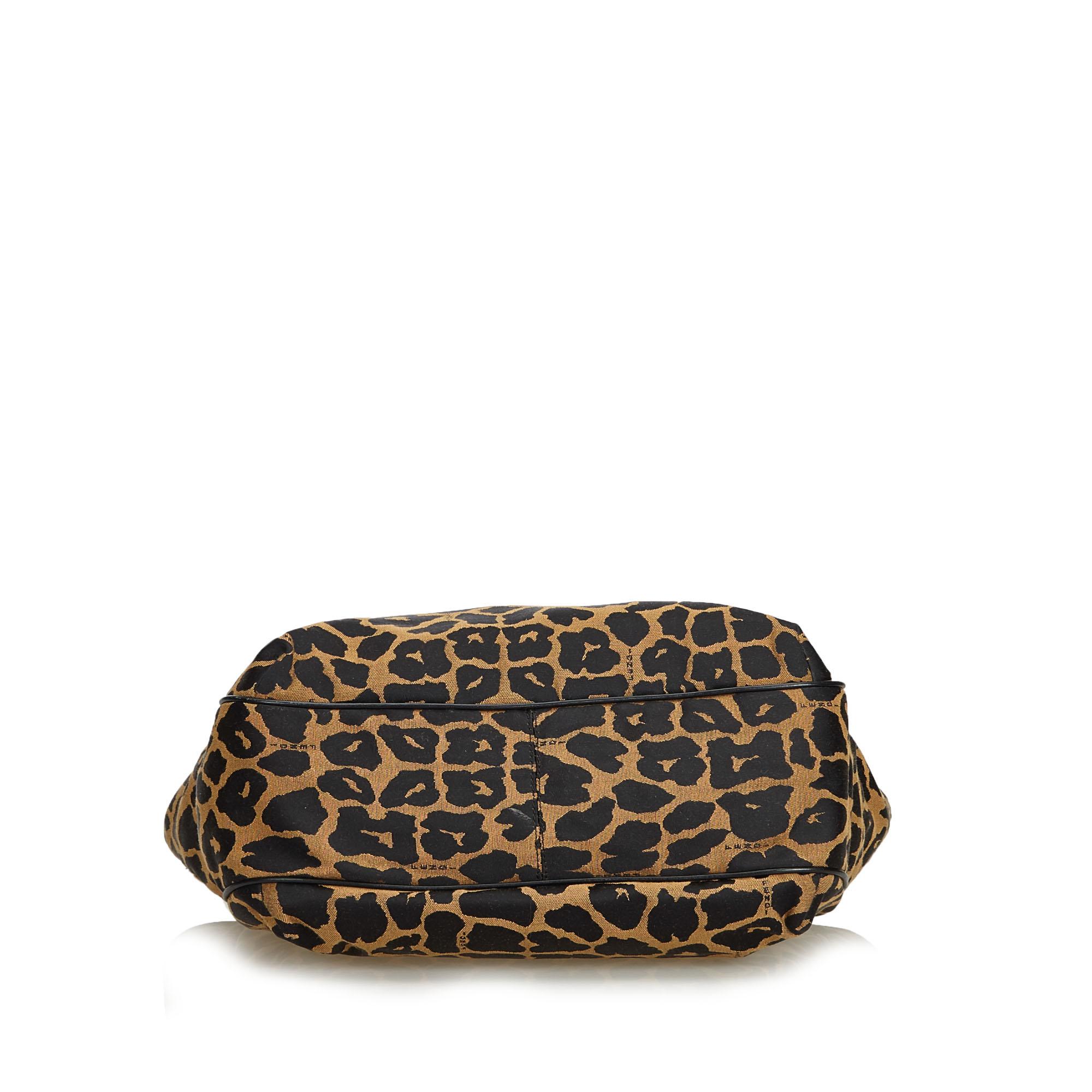 Fendi Brown Leopard Printed Jacquard Shoulder Bag In Good Condition In Orlando, FL