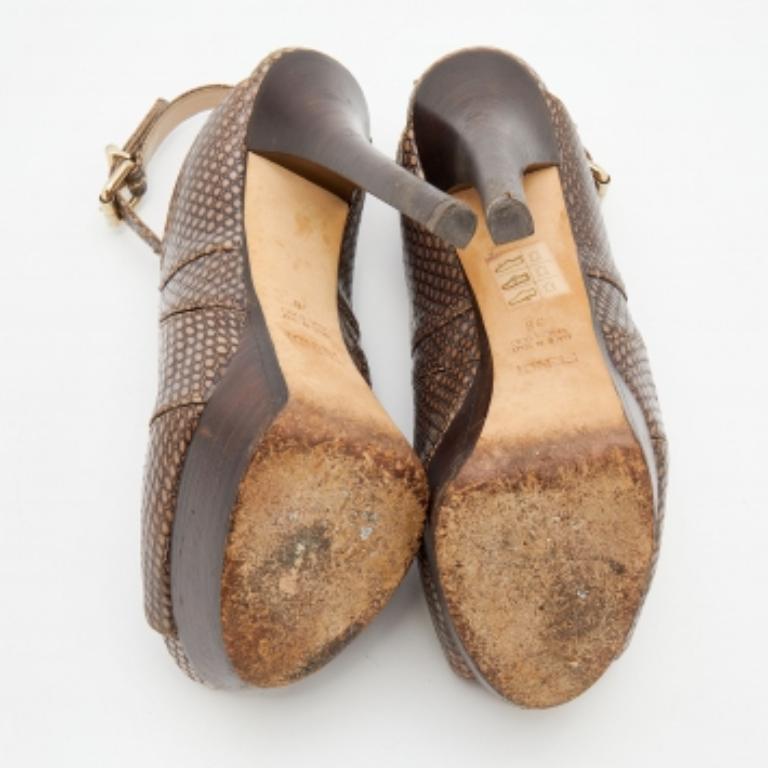 Fendi Sandalias Slingback de Plataforma de Piel Marrón con Pitón en Relieve Talla 38 en venta 3