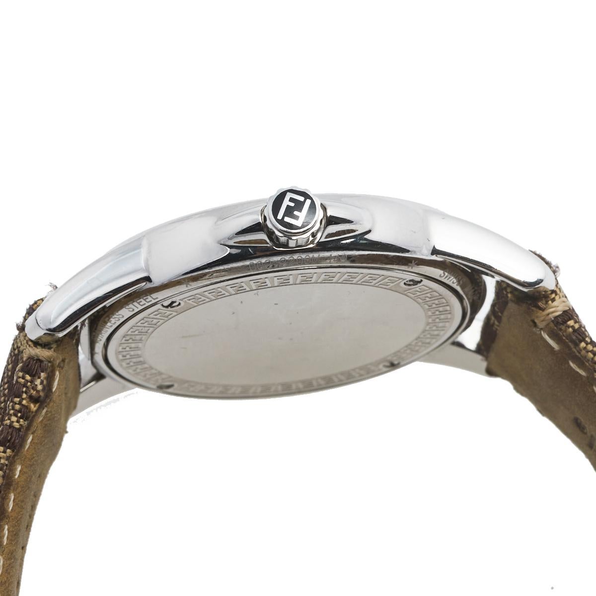 Fendi Brown Stainless Steel Leather 002-149 Women's Wristwatch 37 mm In Good Condition In Dubai, Al Qouz 2
