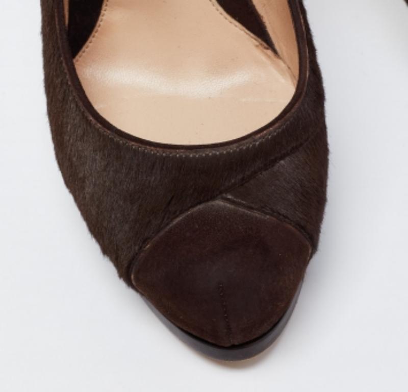 Fendi - Escarpins à plateforme en daim et poils de veau Brown - Taille 37 Pour femmes en vente