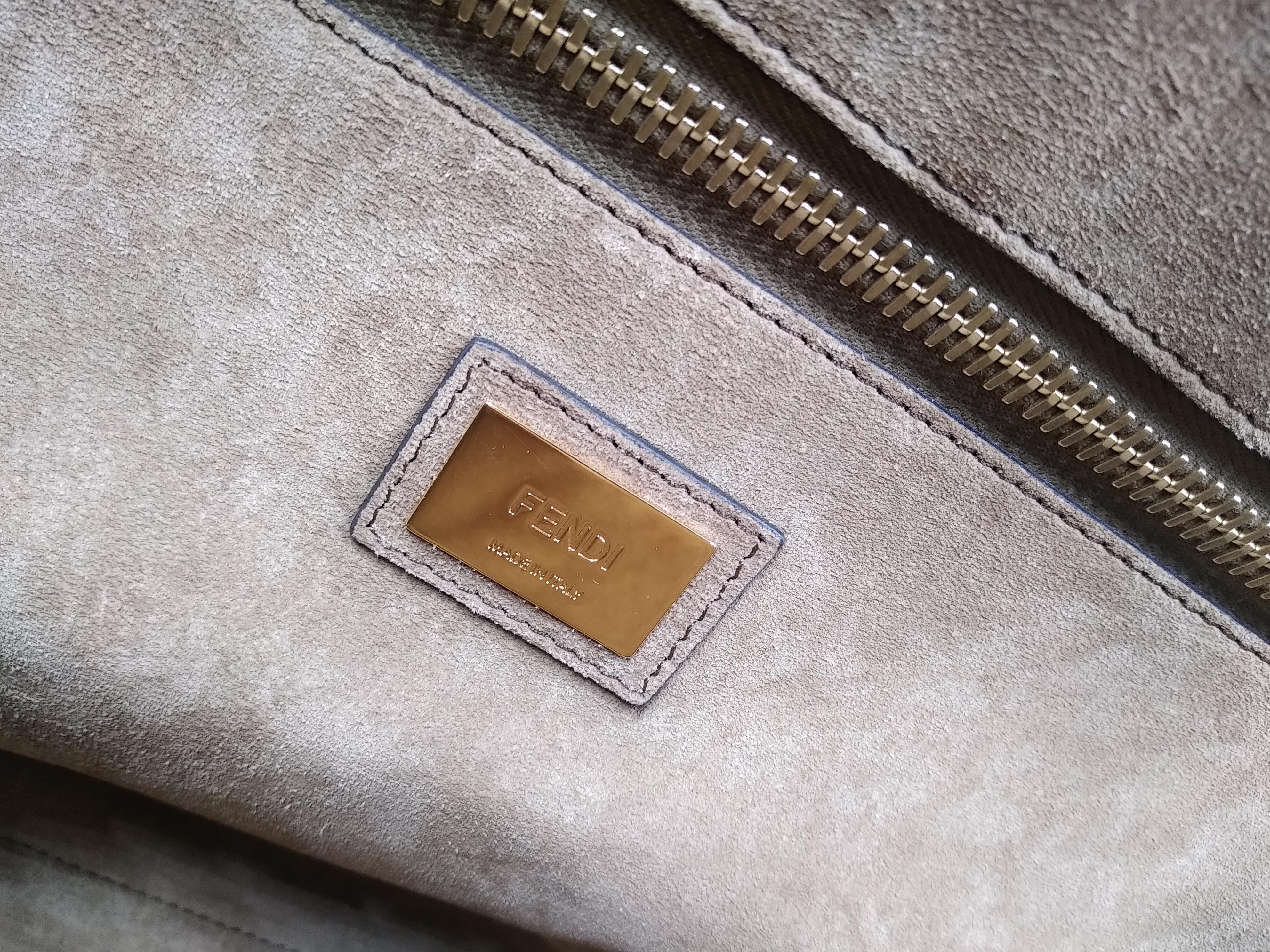 Fendi Braunes Wildleder und Lackleder Gradient Color rhombus Große Peekaboo Tasche im Angebot 14