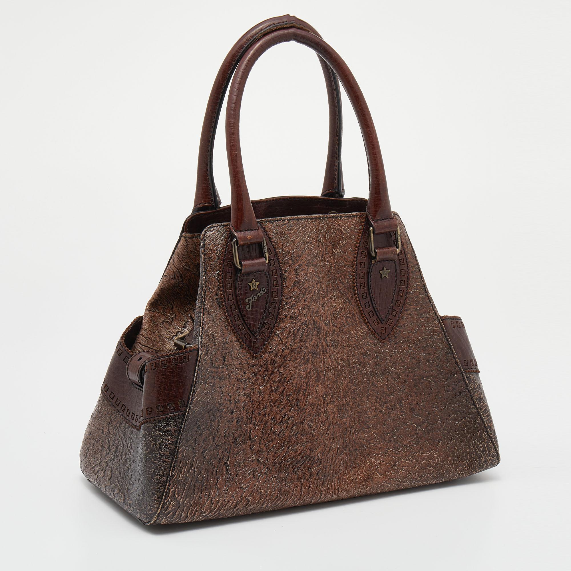 Fendi Brown Textured Embossed Leather Satchel In Good Condition In Dubai, Al Qouz 2