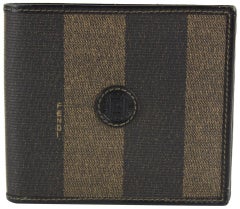 Fendi Braun Tabak Pailletten Streifen Herren Bifold Brieftasche 14FF1214