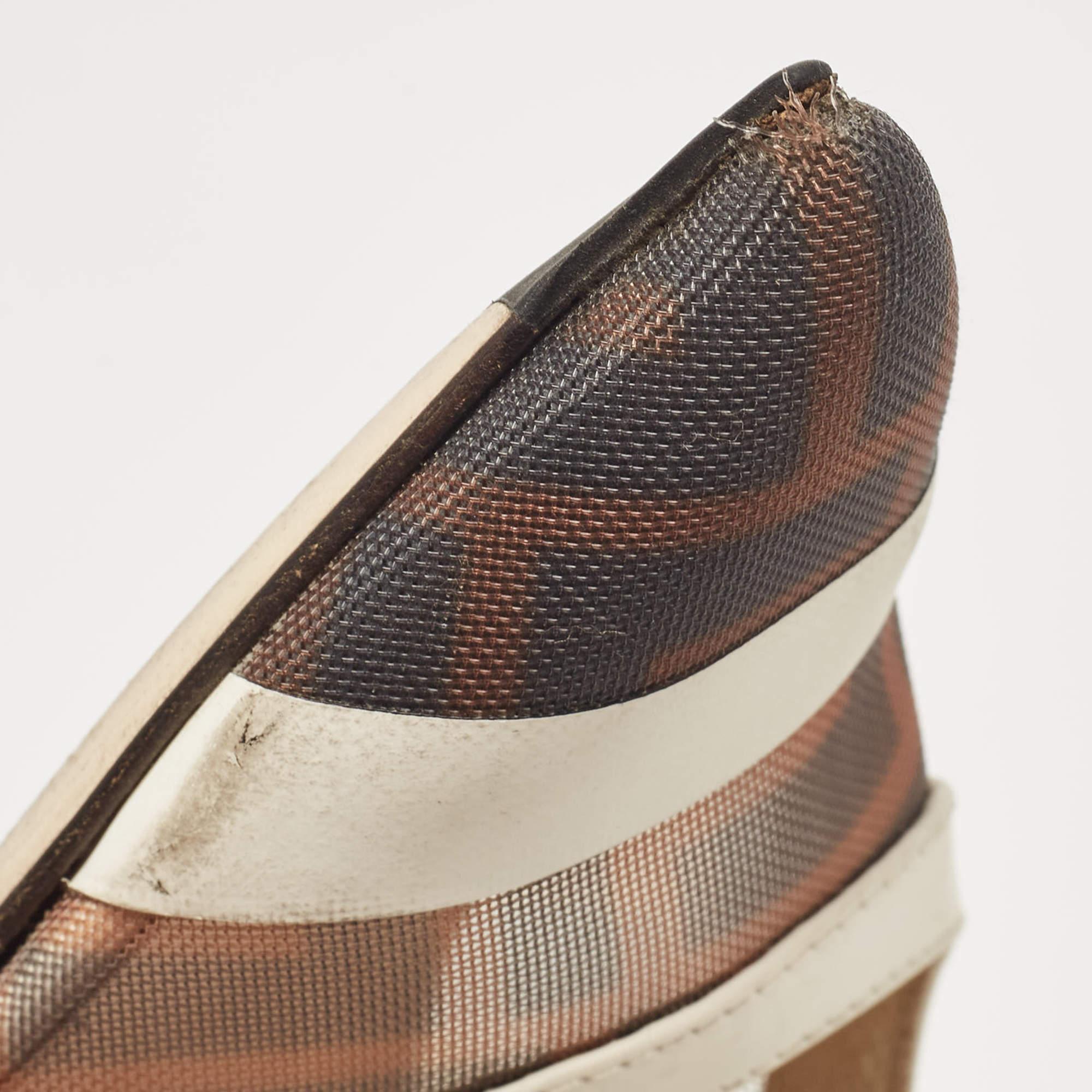 Fendi Brown/White Zucca Mesh and Leather Colibri Pumps Size 35 3